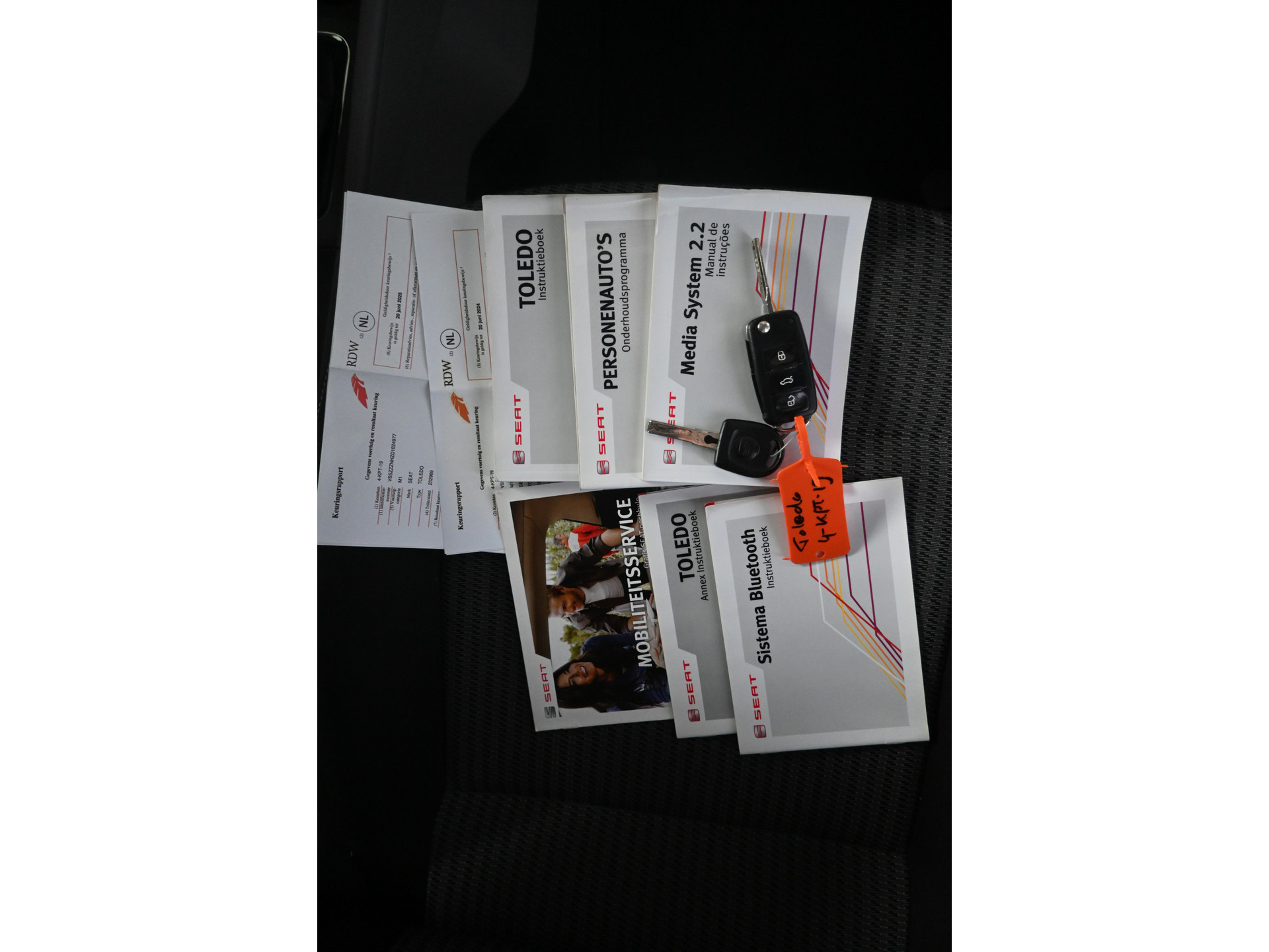 SEAT Toledo 1.2 TSI Businessline High Clima Navigatie Cruise Control Goed Onderhouden! Inruil Mogelijk!
