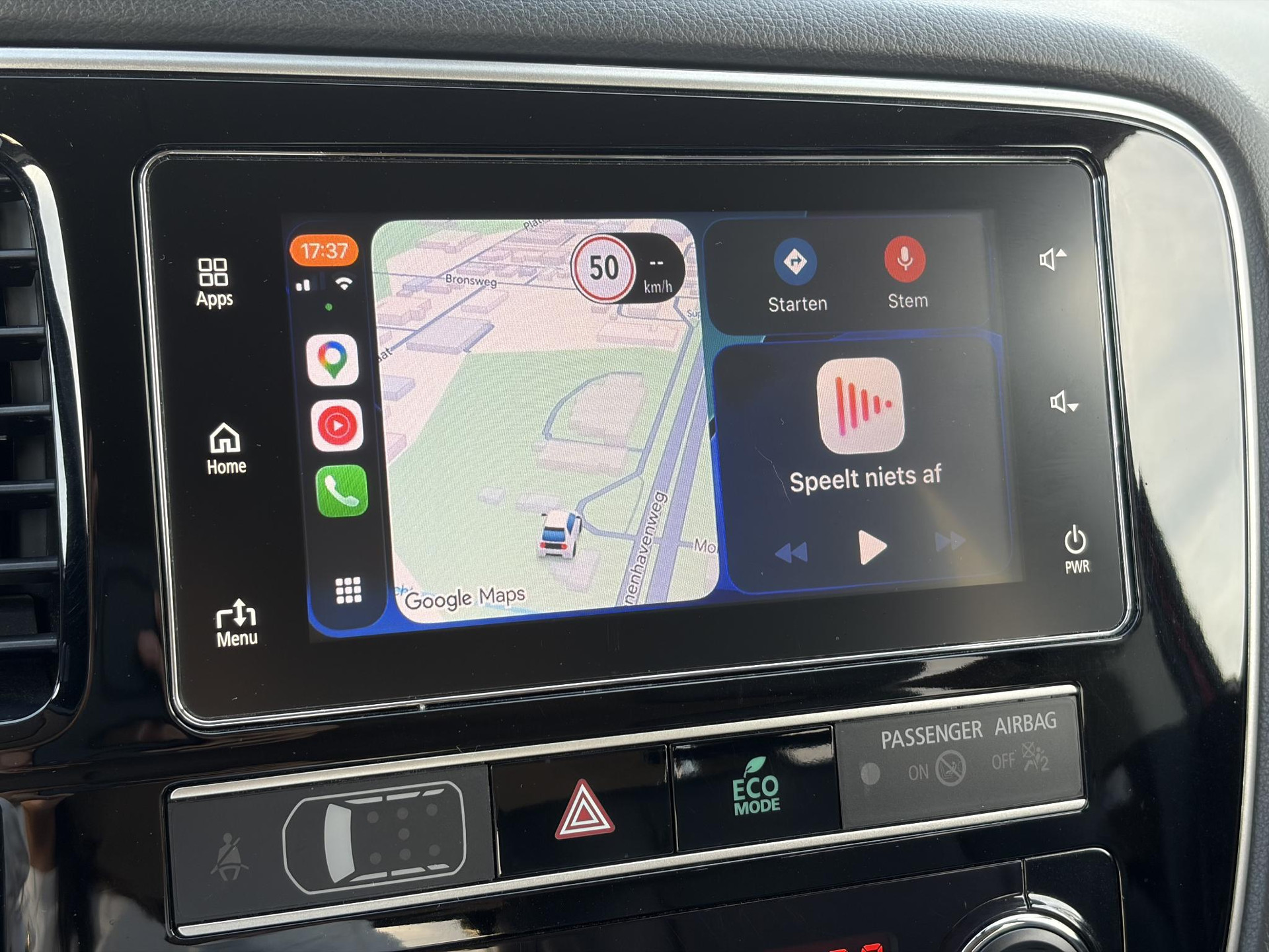 Mitsubishi Outlander 2.4 PHEV Intense ✓1e Eigenaar✓Trakhaak✓SOH 67%✓Carplay✓Camera✓Alcantara-Leder✓Stoelverw-Stoelverkoeling✓Clima✓Cruise✓Pdc V+A✓Keyless✓Net beurt gehad✓18" Lmv✓N.A.P✓Apk tot 10-2027