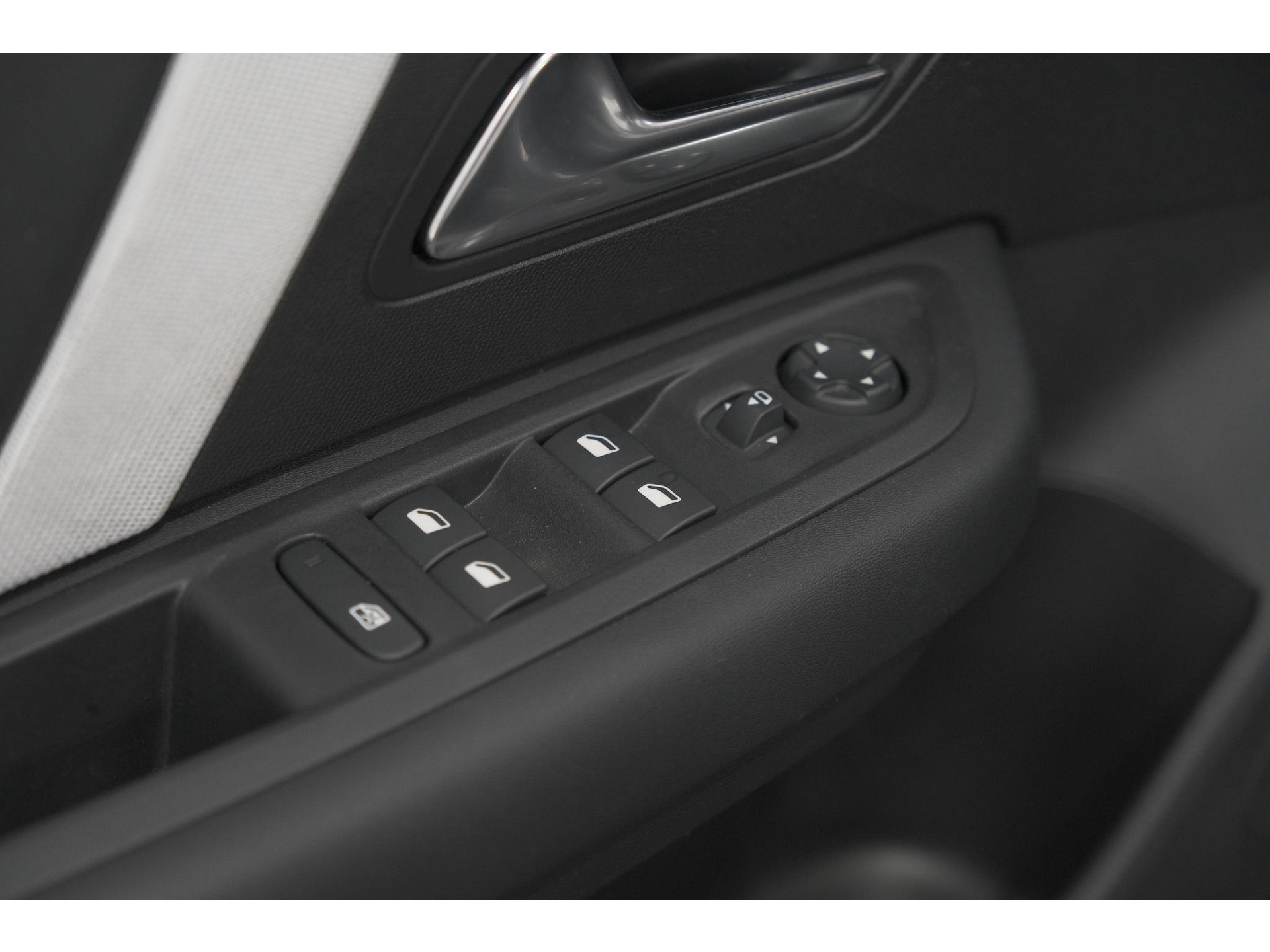 Citroen C4 1.2 Hybrid 145pk Max | Camera | Adaptieve Cruise Control | Navigatie