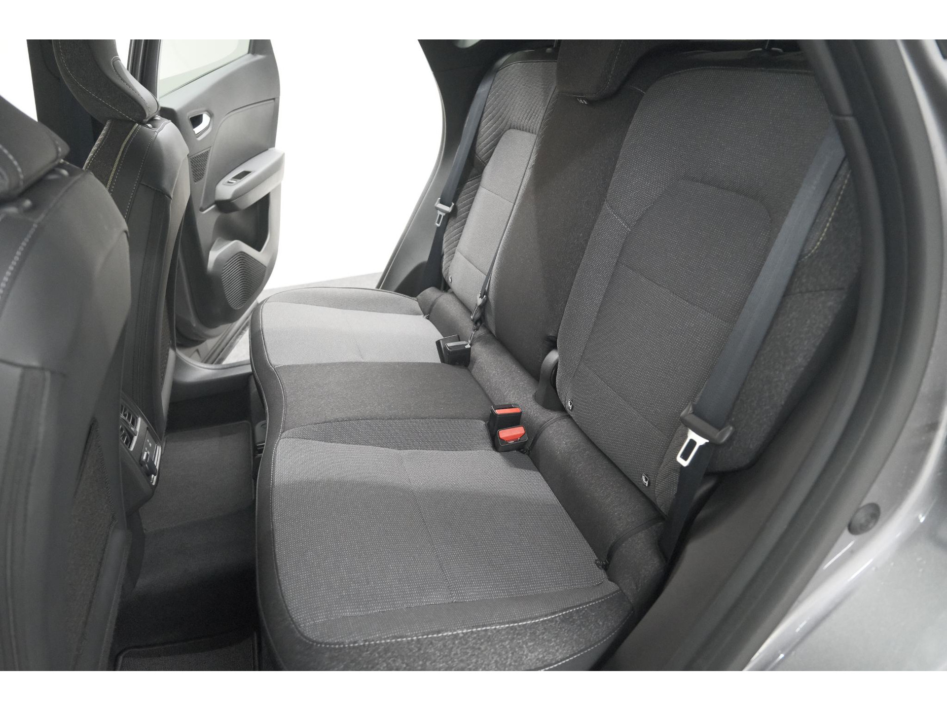 Renault Captur Mild Hybrid 160 EDC Techno | Pack Winter | Camera | Adaptieve Cruise Control | Apple Carplay