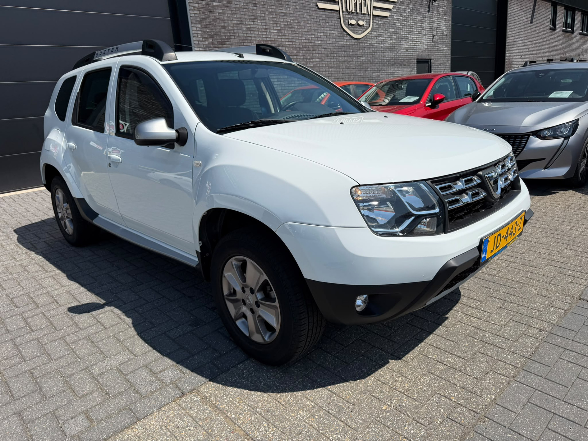 Dacia Duster 1.2 TCe 4x2 10th Anniversary | 2E EIGENAAR | 3/6 OF 12 MND GARANTIE | NAVI | CAMERA | LMV |