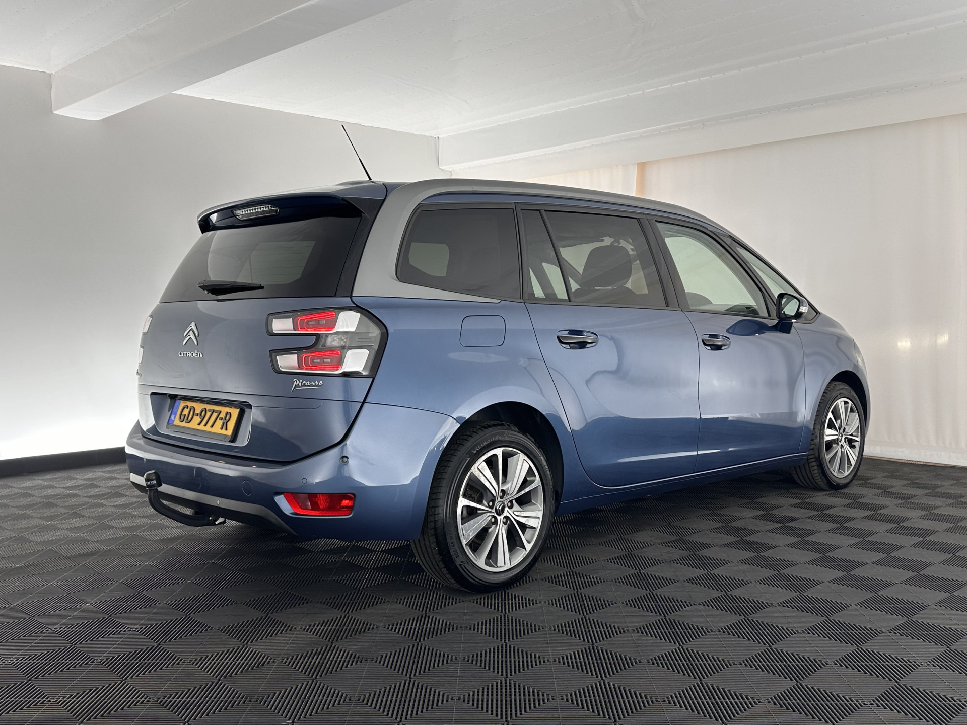 Citroën Grand C4 Picasso 1.6 BlueHDi Shine [ 7-Pers ] *NAVI-FULLMAP | DIGI-COCKPIT | CAMERA | COMFORT-SEATS | KEYLESS | ECC | TOWBAR | PDC | CRUISE | PRIVACY-GLASS | 17''ALU*