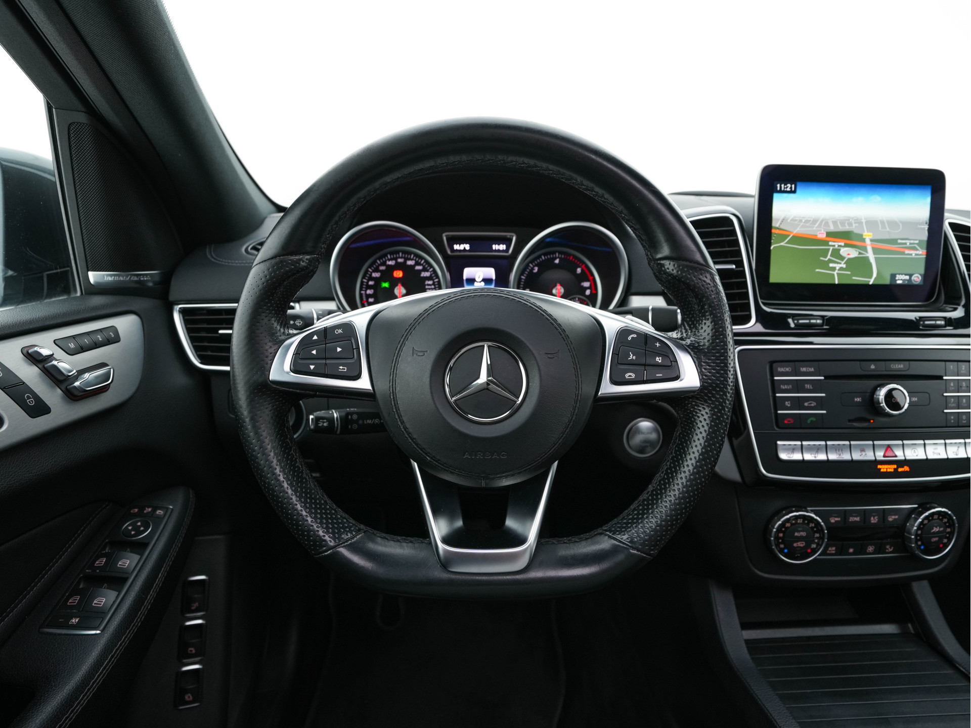 Mercedes-Benz GLS 350 d 4MATIC AMG-Line [ 7-Pers ] *PANO | LEATHER | FULL-LED | DISTRONIC | NAVI-FULLMAP | HEAT/COLD-COMFORTSEATS | BLINDSPOT | MEMORY-PACK | HARMAN/KARDON | TOPVIEW | KEYLESS | SHIFTPADDLES | PRIVACY-GLASS | TOWBAR | 21''ALU*