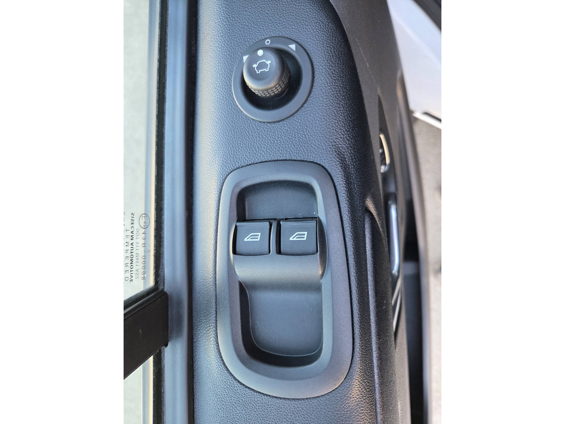 Ford Transit Custom 2.0 TDCI Automaat  Trend Airco Cruisecontrol Navi Trekhaak Verwarmde stoel