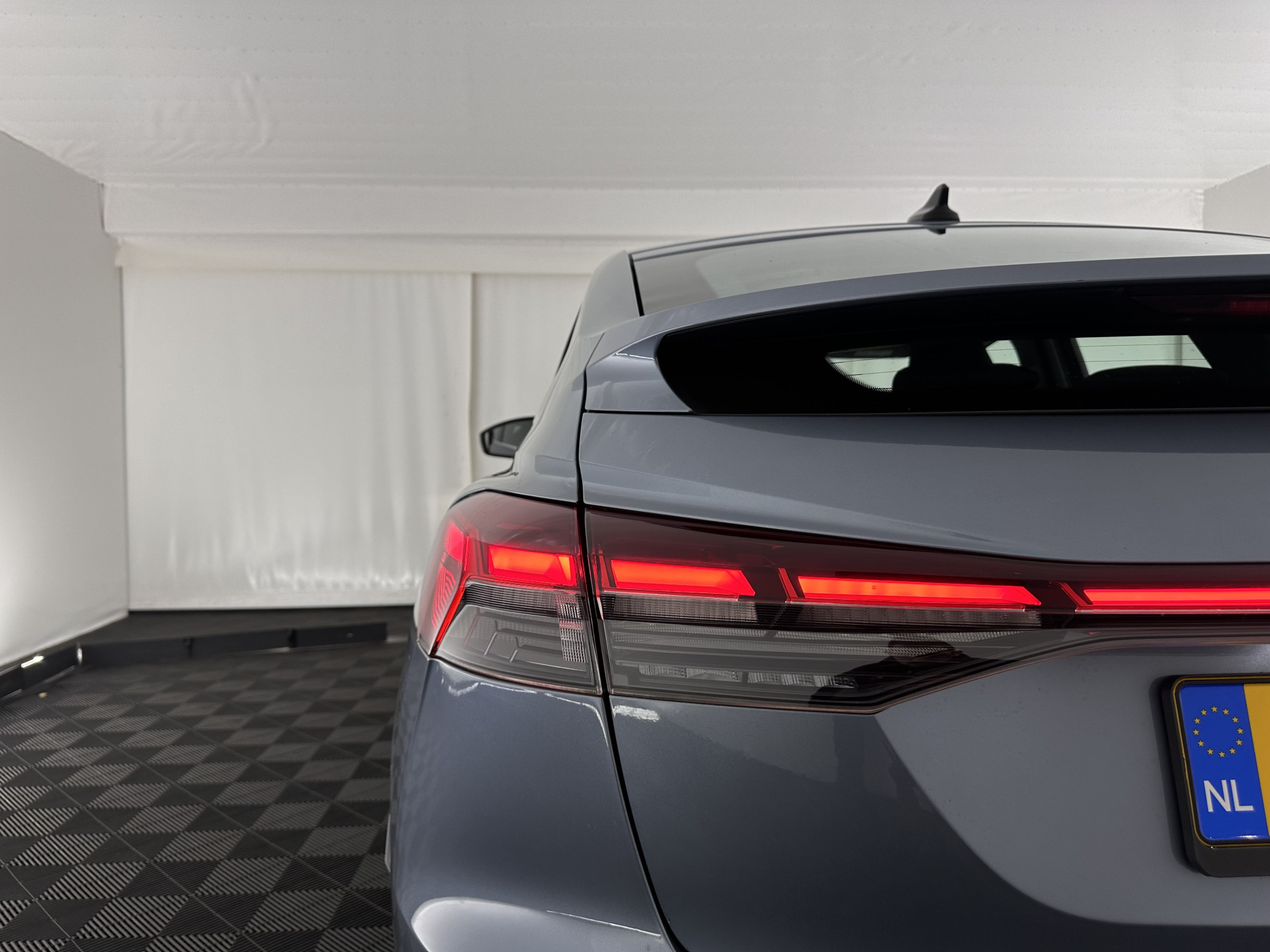 Audi Q4 Sportback e-tron 35 Advanced Edition 55 kWh {SOH-88%} (INCL-BTW) Aut.*NAVI-FULLMAP | MATRIX-LED | KEYLESS | CAMERA | AUDI-SOUND |  DIGI-COCKPIT | DAB | AMBIENTLIGHT | HEATED-SPORTSEATS | PRIVACYGLASS | CRUISE | 19''ALU*