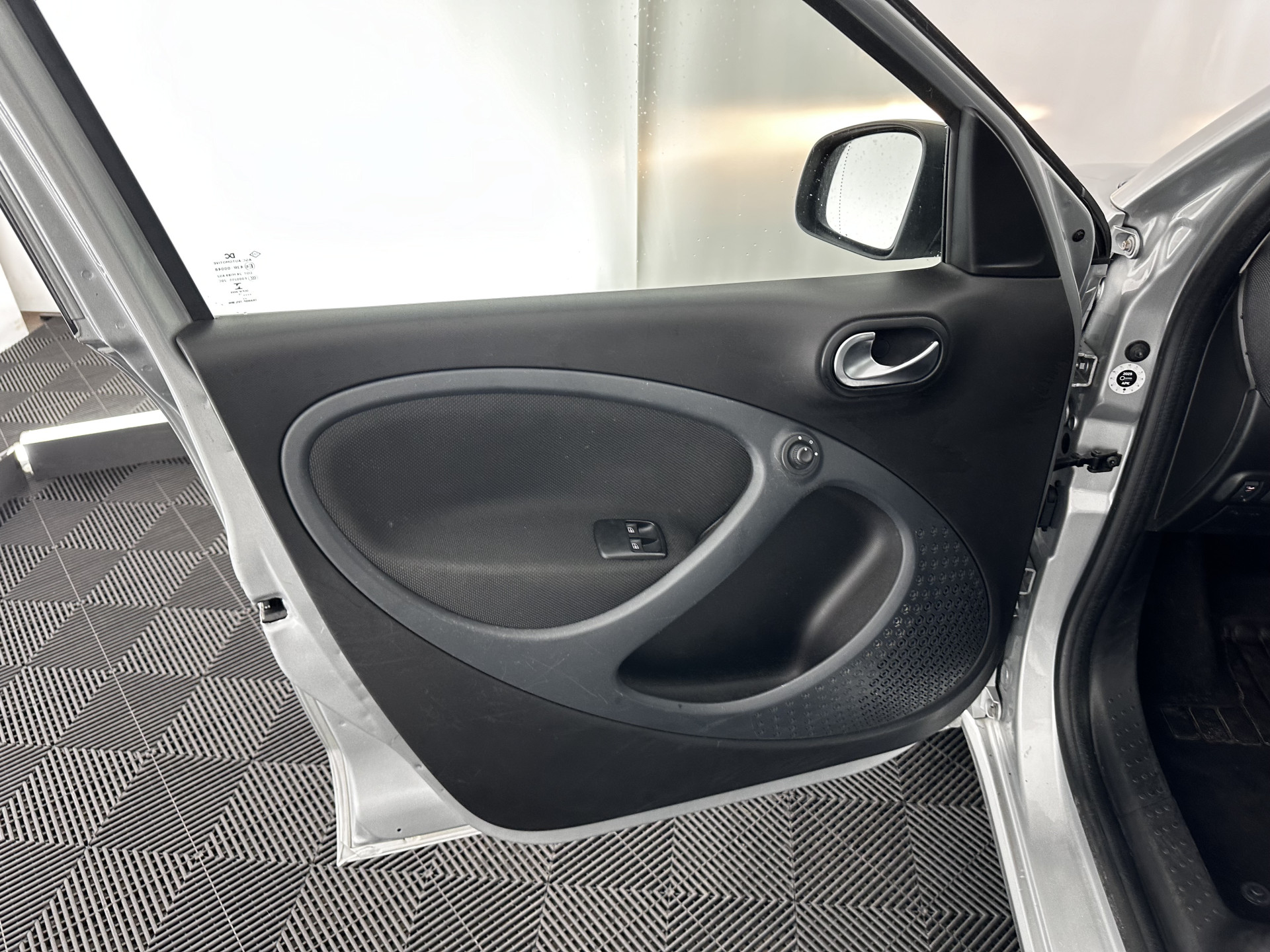 Smart forfour EQ Business Solution {SOH-87%} (INCL-BTW) Aut. *NAVI-FULLMAP | LEATHER | ECC | CRUISE | HEATED-COMFORT-SEATS | 15"ALU*