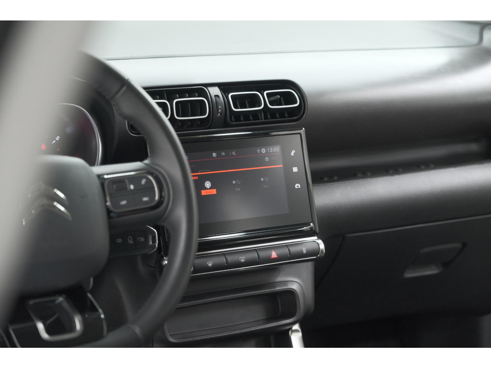 Citroen C3 Aircross PureTech 130 EAT6 Plus | Stoelverwarming | Apple Carplay | Parkeersensoren