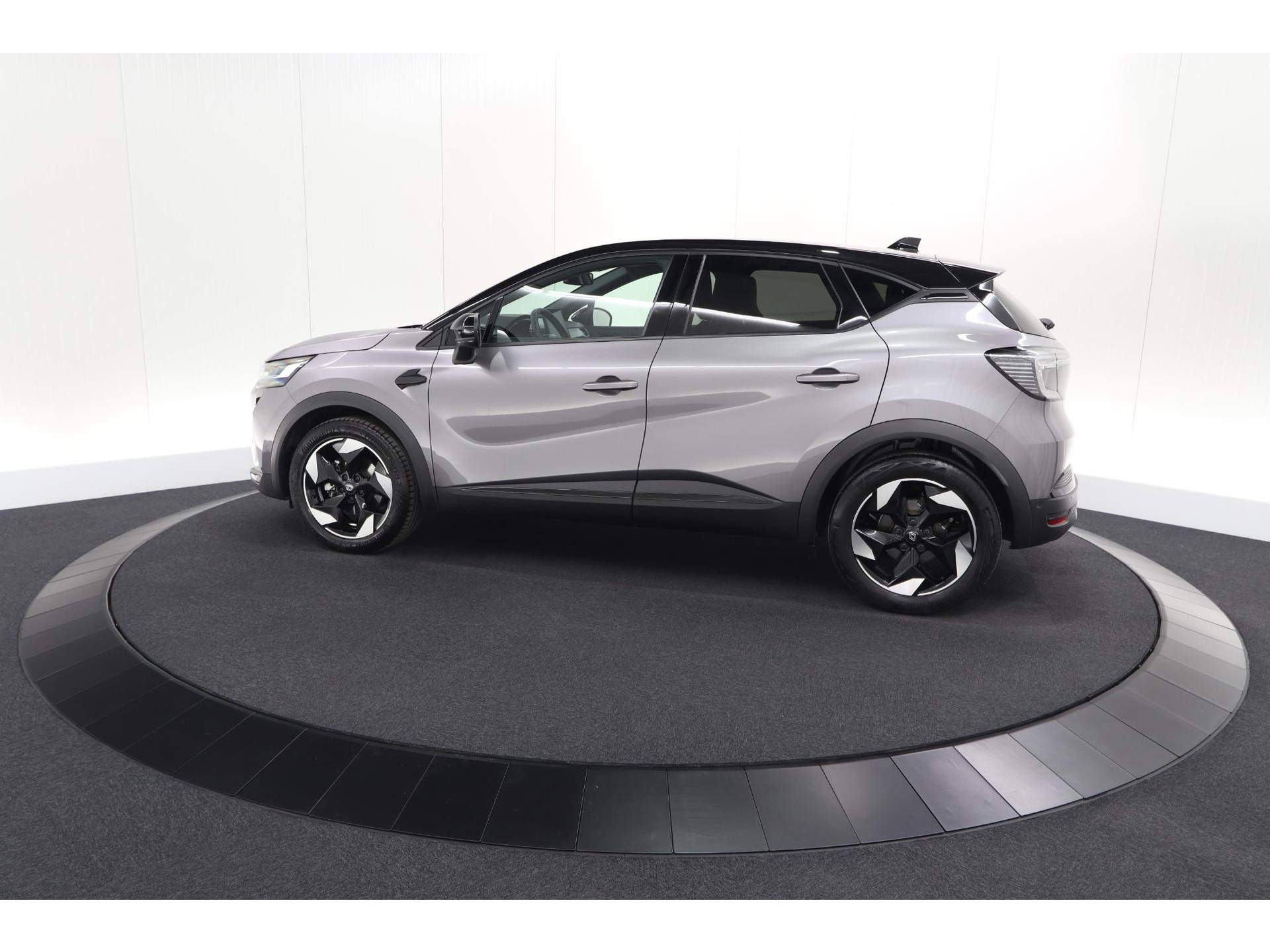 Renault Captur 1.6 E-Tech full hybrid 145 Techno | Camera | Navigatie | Apple Carplay | Parkeersensoren