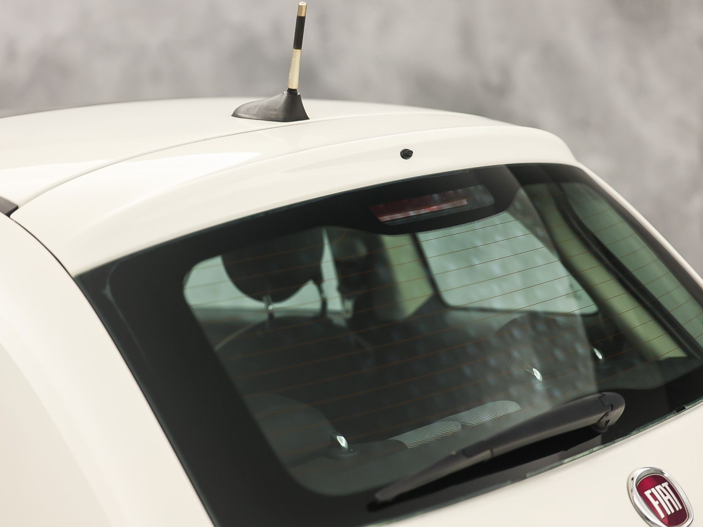 Fiat 500 0.9 TwinAir Turbo Lounge (PANORAMADAK, VIRTUAL COCKPIT, NAVIGATIE, CLIMATE, PARKEERSENSOREN, SPORTSTOELEN, CRUISE, LM VELGEN, NIEUWE APK, NIEUWSTAAT)