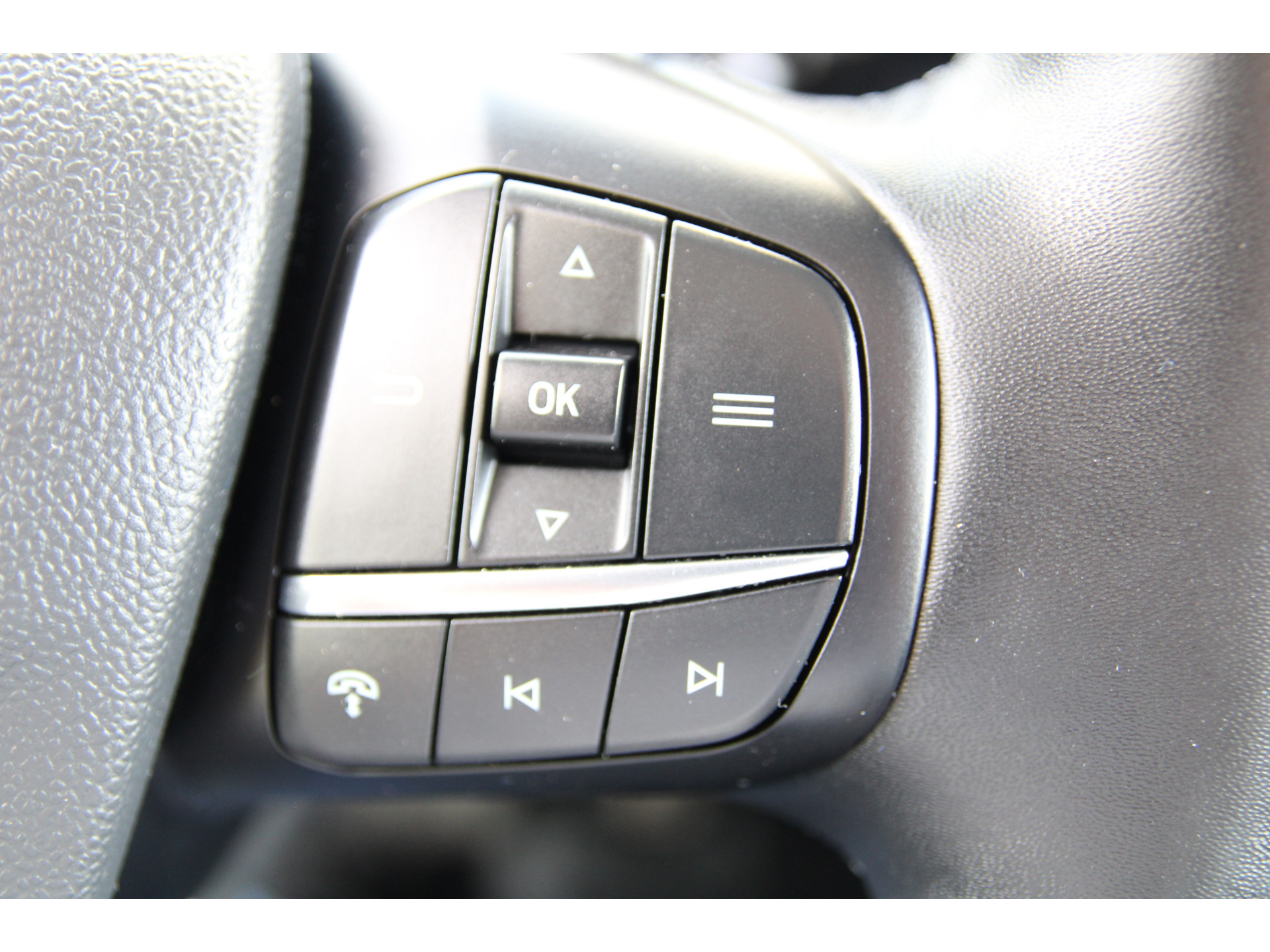 Ford Kuga 2.5 PHEV 225 PK AUTOMAAT ST-Line X TREKHAAK | PANORAMADAK | 19-INCH