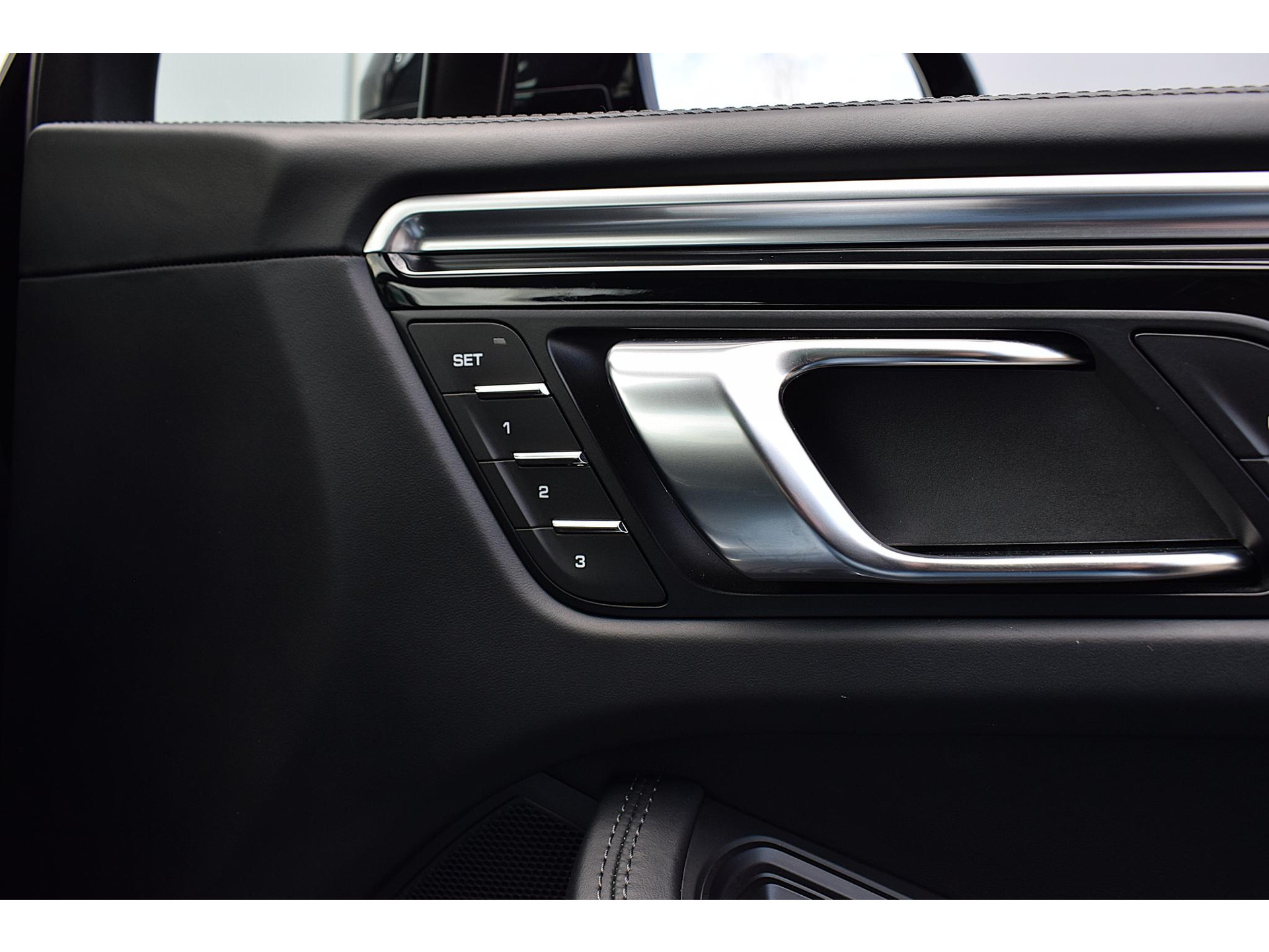 Porsche Macan 3.0 S | Apple CarPlay | NAP | Luchtvering | Pano | Bose | Memory | Leer