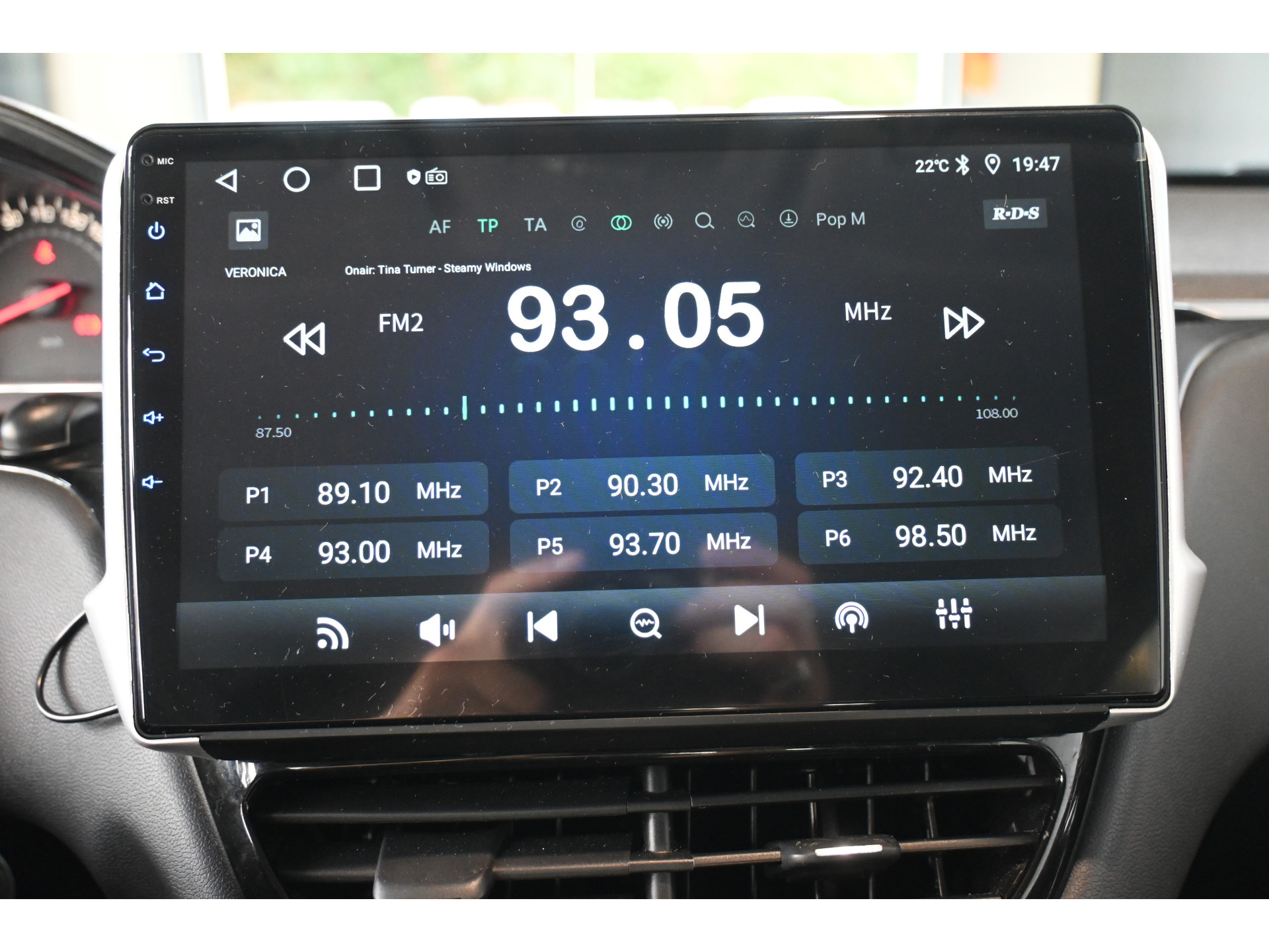Peugeot 208 1.6 e-HDi Active Clima Cruise control Trekhaak Navigatie Lichtmetaal 100% Onderhouden Inruil Mogelijk!