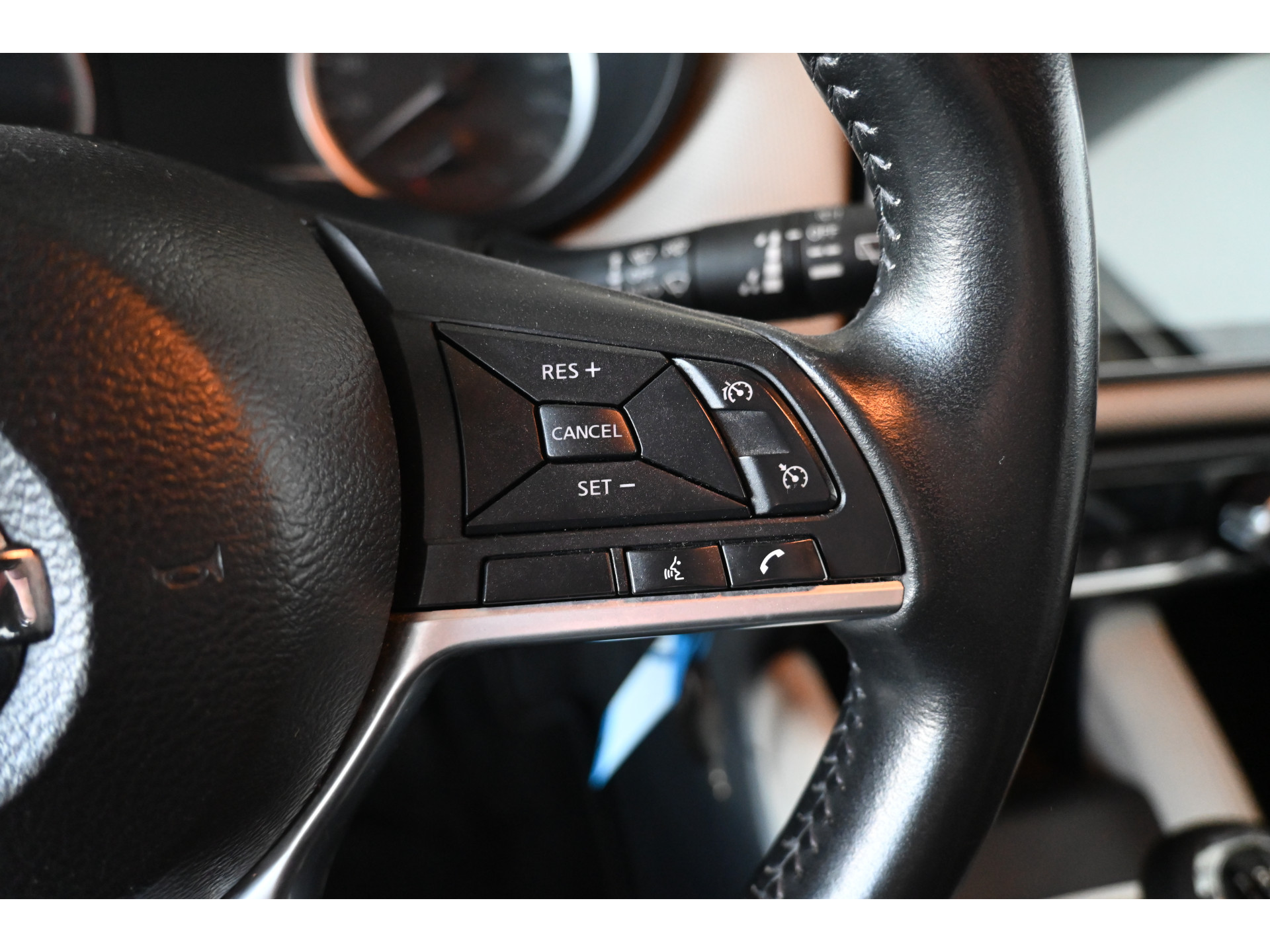 Nissan Micra 1.0 IG-T N-Connecta Clima Navigatie LED Goed Onderhouden! Inruil Mogelijk!