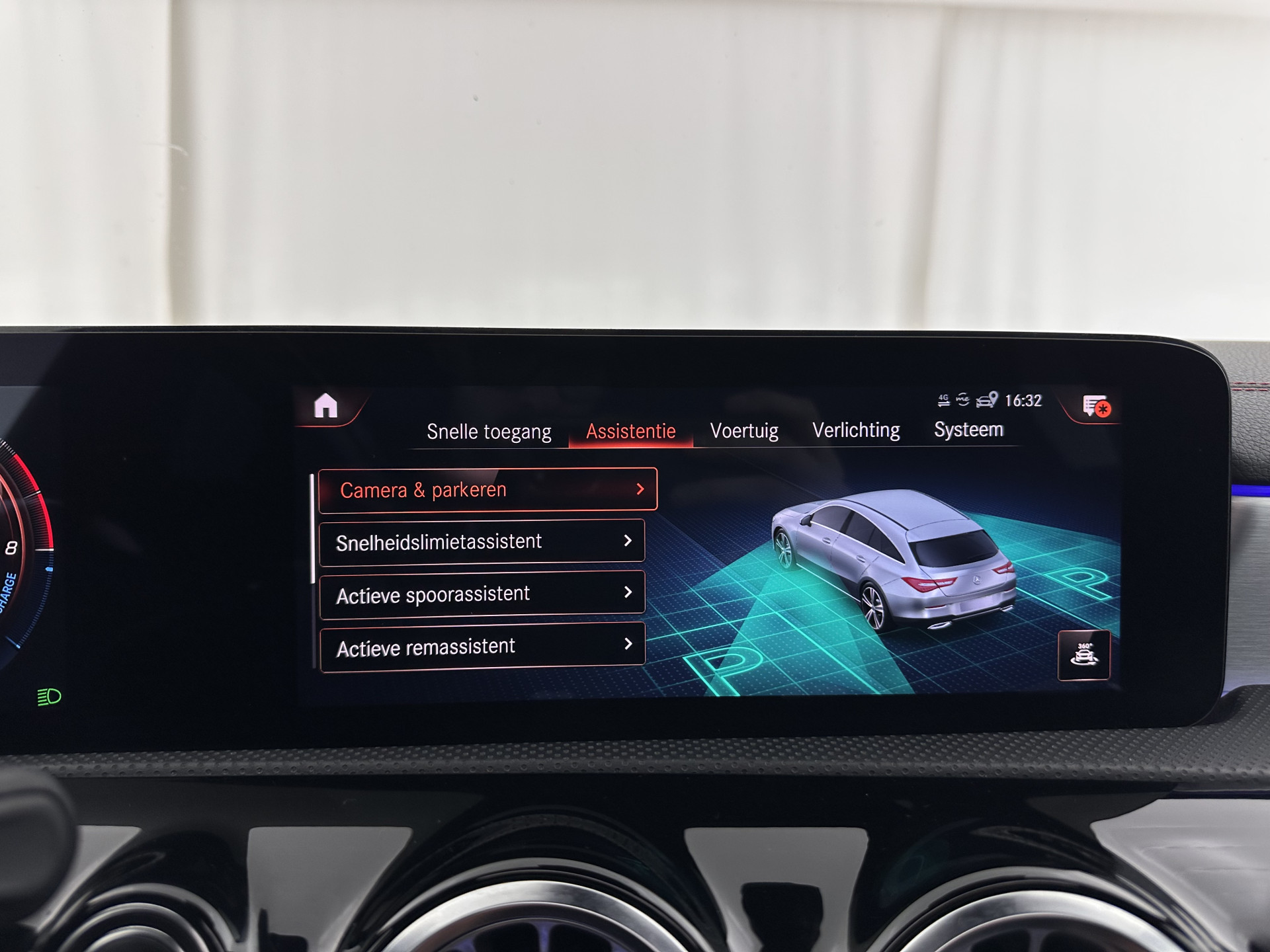 Mercedes-Benz CLA-klasse Shooting Brake 250 e AMG Limited Business Solution ( Plug-in ) (INCL-BTW) *PANO | LEATHER-MICROFIBRE | FULL-LED | AMBIENTLIGHT | BLINDSPOT | HEATED-SPORTSEATS | WIDESCREEN-DIGICOCKPIT | DAB+ | NAVI-FULLMAP | CAMERA | PRIVACYGLASS