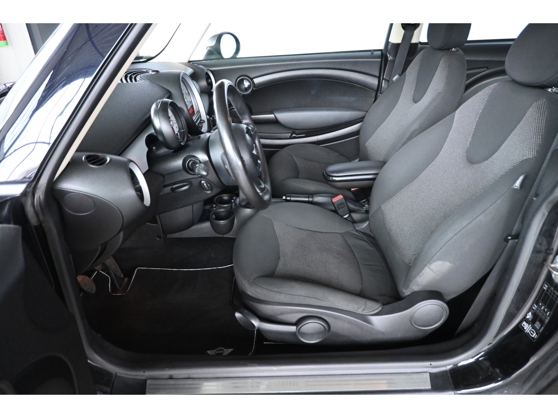 MINI Mini 1.6 One D Holland Street  Clima Cruise Control Stoelverwarming All in Prijs! Inruil Mogelijk!