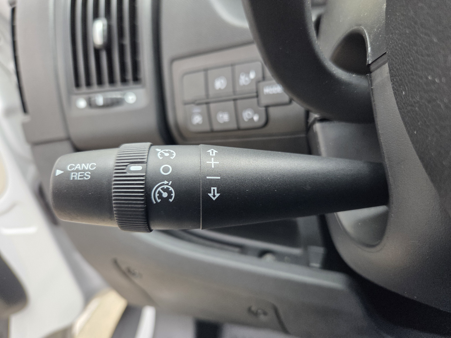 Peugeot Boxer 2.2 BlueHDI 140Pk L4H2 Airco Navi PDC Cruise control Achteruitrijcamera