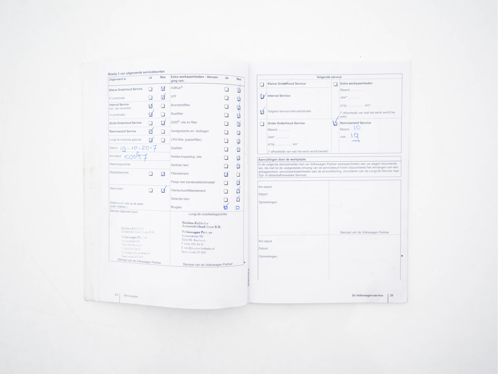 Volkswagen CC 1.8 TSI Aut. *LEATHER | BI-XENON | HEATED-SPORTSEATS | NAVI-FULLMAP | ECC | PDC | CRUISE | SHIFTPADDLES | PRIVACY-GLASS | TOWBAR | 18''ALU*