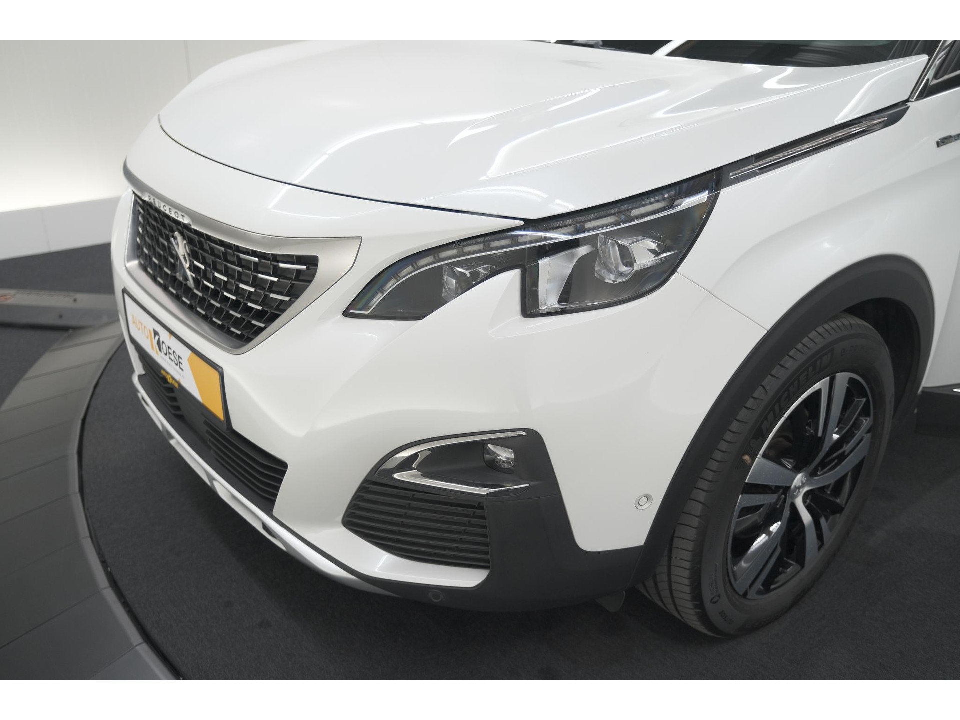 Peugeot 5008 PureTech 130 EAT8 GT-Line | Schuif-/Kanteldak | Trekhaak | Elektrische Kofferklep | Camera
