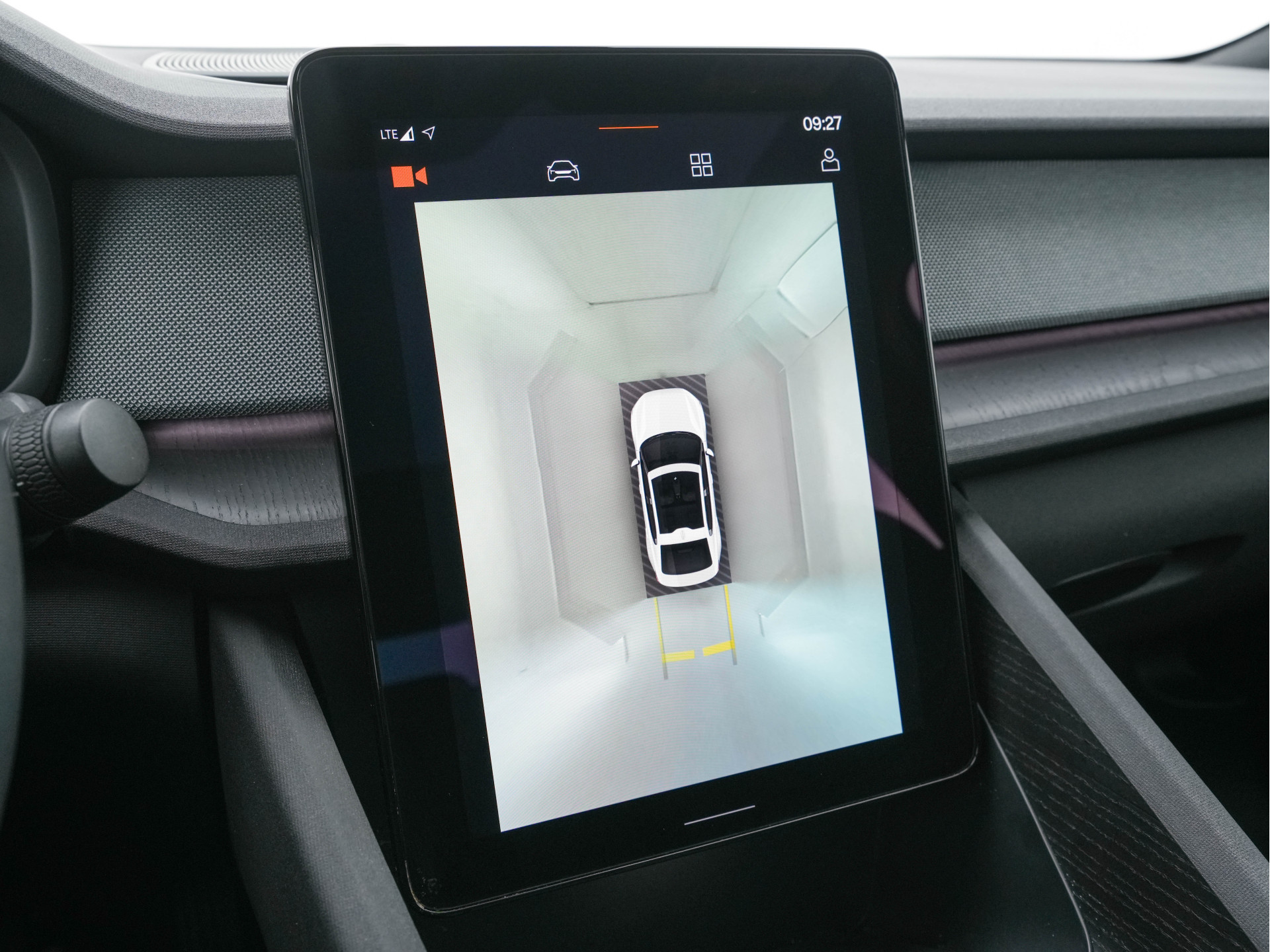 Polestar 2 Long Range Dual Motor Launch Edition 78kWh [ 3-Fase ] {SOH-93%} (INCL-BTW) *PANO | HARMAN/KARDON-AUDIO | FULL-LED | TOPVIEW | BLINDSPOT |  KEYLESS | MEMORY-PACK | ADAPTIVE CRUISE | CARPLAY | HEATED-SPORTSEATS | DIGI-COCKPIT | 20"ALU*