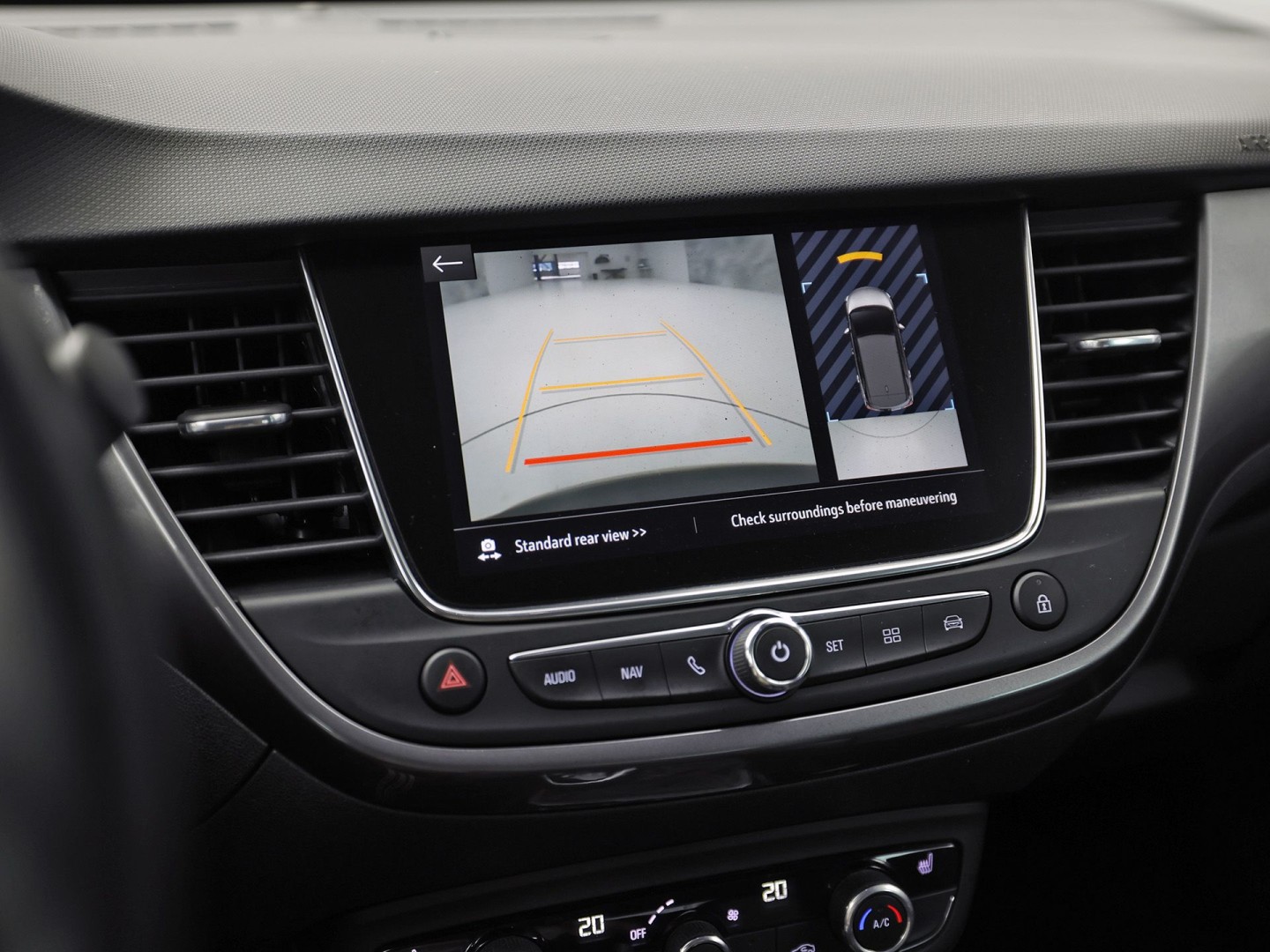 Opel Crossland X 1.2 Turbo Innovation (APPLE CARPLAY, GROOT NAVI, CLIMATE, STUUR/STOELVERWARMING, 360 CAMERA, SPORTSTOELEN, GETINT GLAS, CRUISE, LM VELGEN, NIEUWSTAAT)