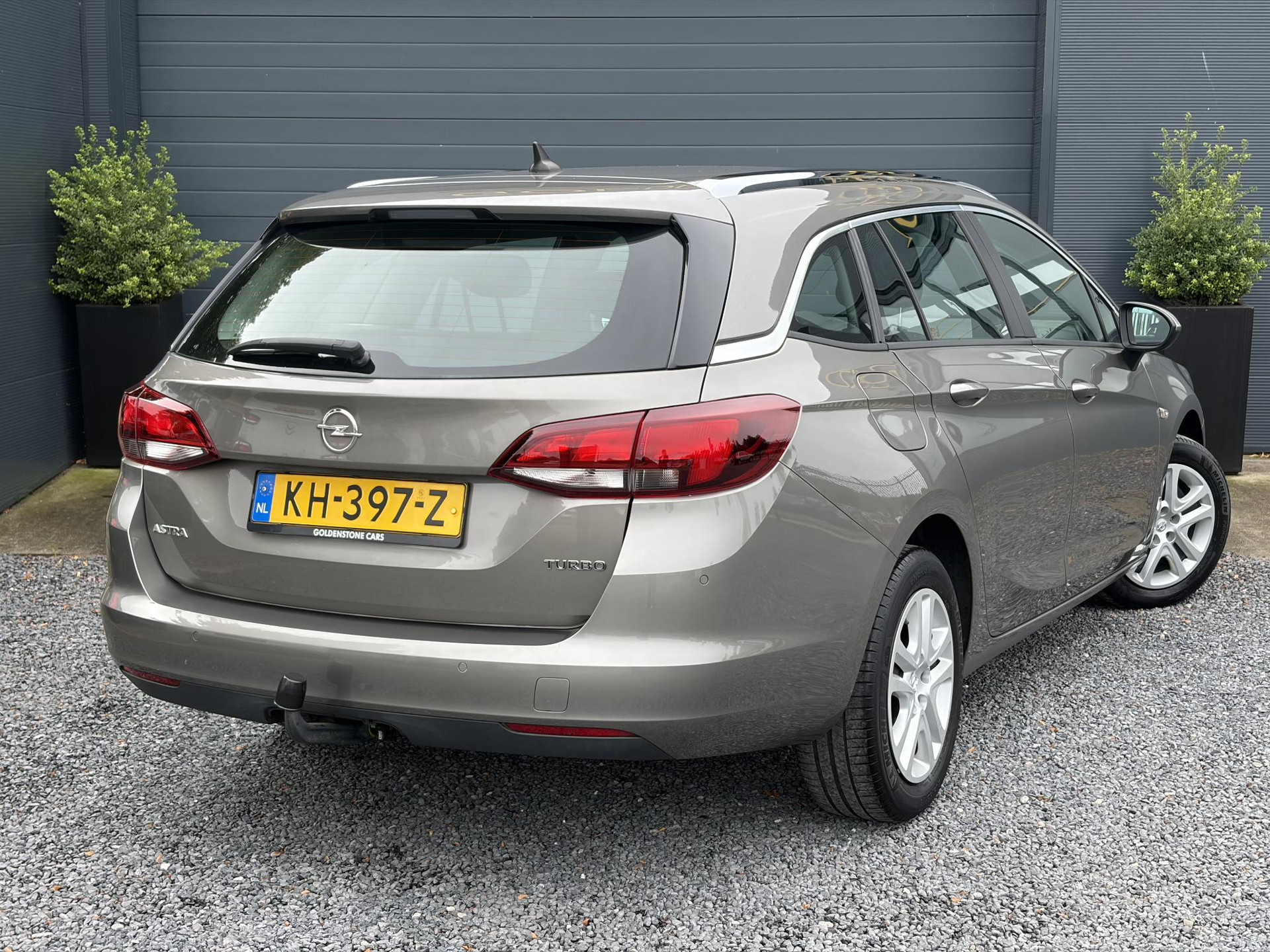 Opel Astra Sports Tourer 1.4 Business+ ✓1e Eigenaar✓Trekhaak✓150pk✓Carplay✓Navi✓Airco✓Cruise✓Pdc V+A✓6 Bak✓Lm velgen✓N.A.P,Apk tot 10-2027