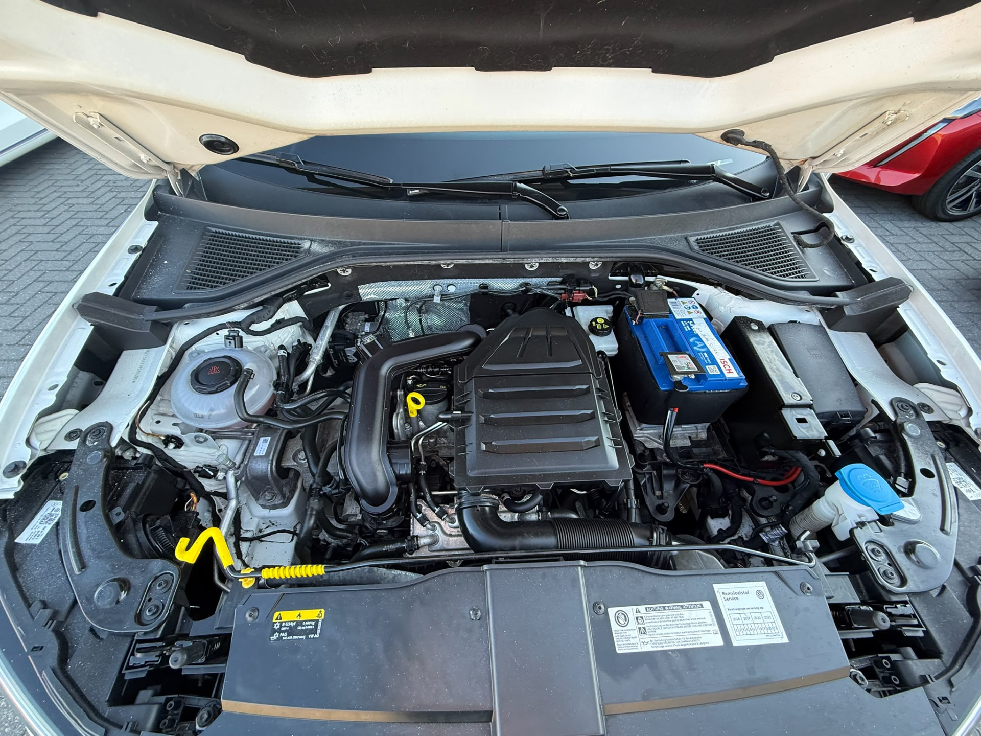 Volkswagen T-Roc 1.0 TSI Style | 1E EGENAAR | 3/6 OF 12MND GARANTIE | PANODAK | ACC | LANE ASSIST | AIRCO |