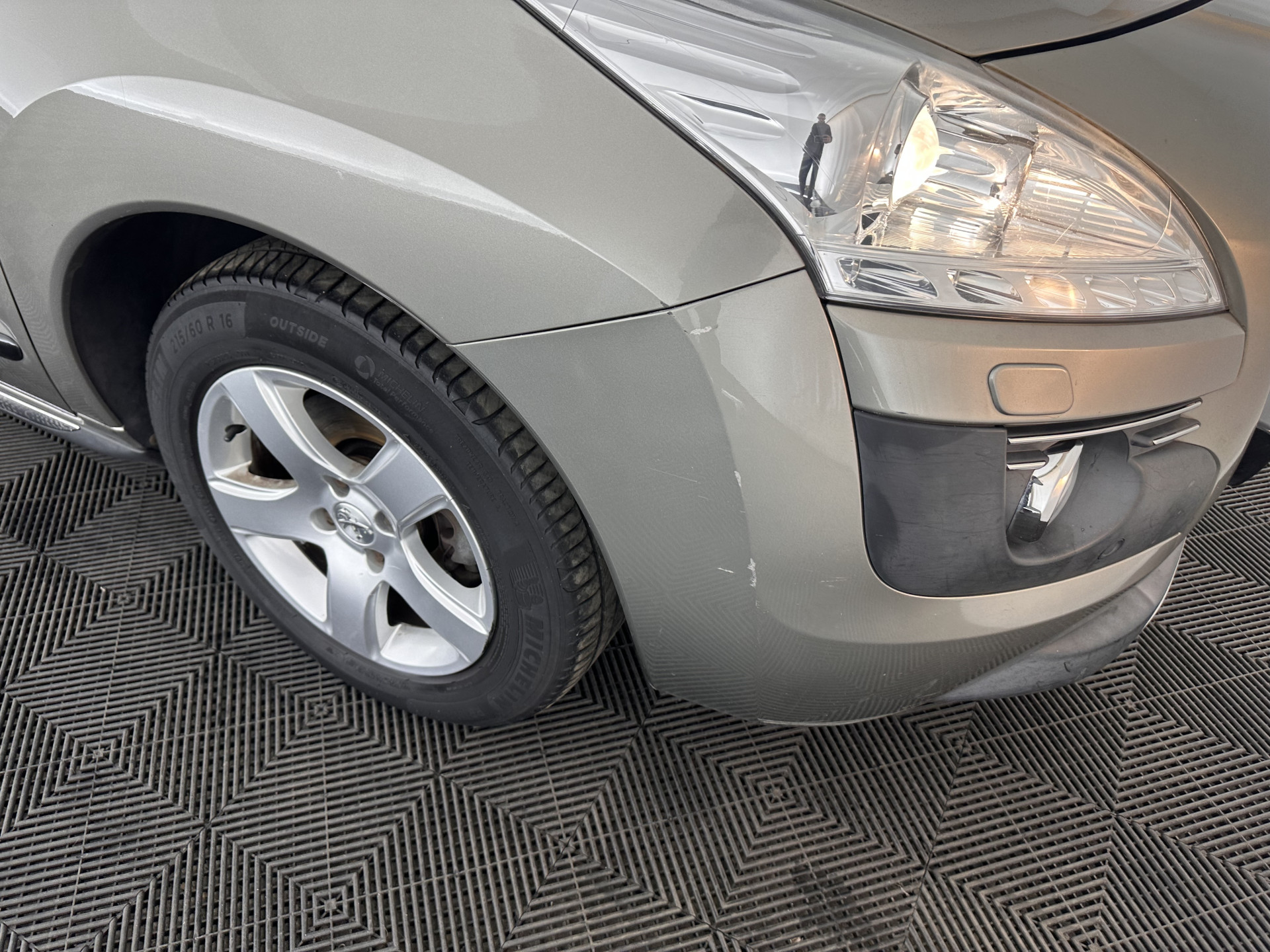 Peugeot 3008 2.0 HDiF HYbrid4 Aut. *NAVI-FULLMAP | COMFORT-SEATS | ECC | SHIFT-PADDLES | PDC | CRUISE | 16''ALU*