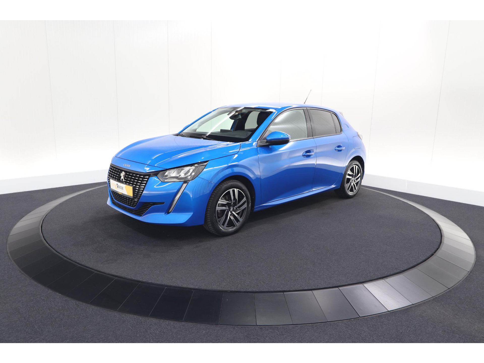 Peugeot 208 PureTech 100 Allure | Trekhaak | Camera | Apple Carplay | Navigatie | Parkeersensoren