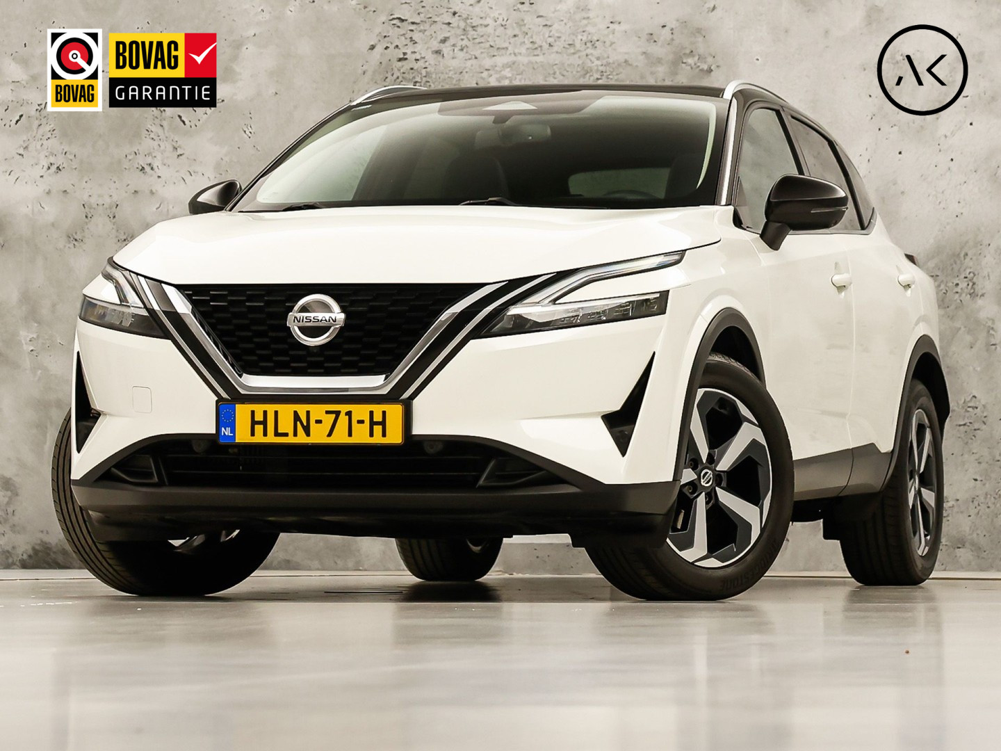 Nissan Qashqai 1.3 MHEV Xtronic Premiere Edition 158Pk Automaat (PANORAMADAK, VIRTUAL COCKPIT, APPLE CARPLAY, GROOT NAVI, 360 CAMERA, LEDER, SPORTSTOELEN, STOELVERWARMING, GETINT GLAS, ADAPTIVE CRUISE, NIEUWSTAAT)