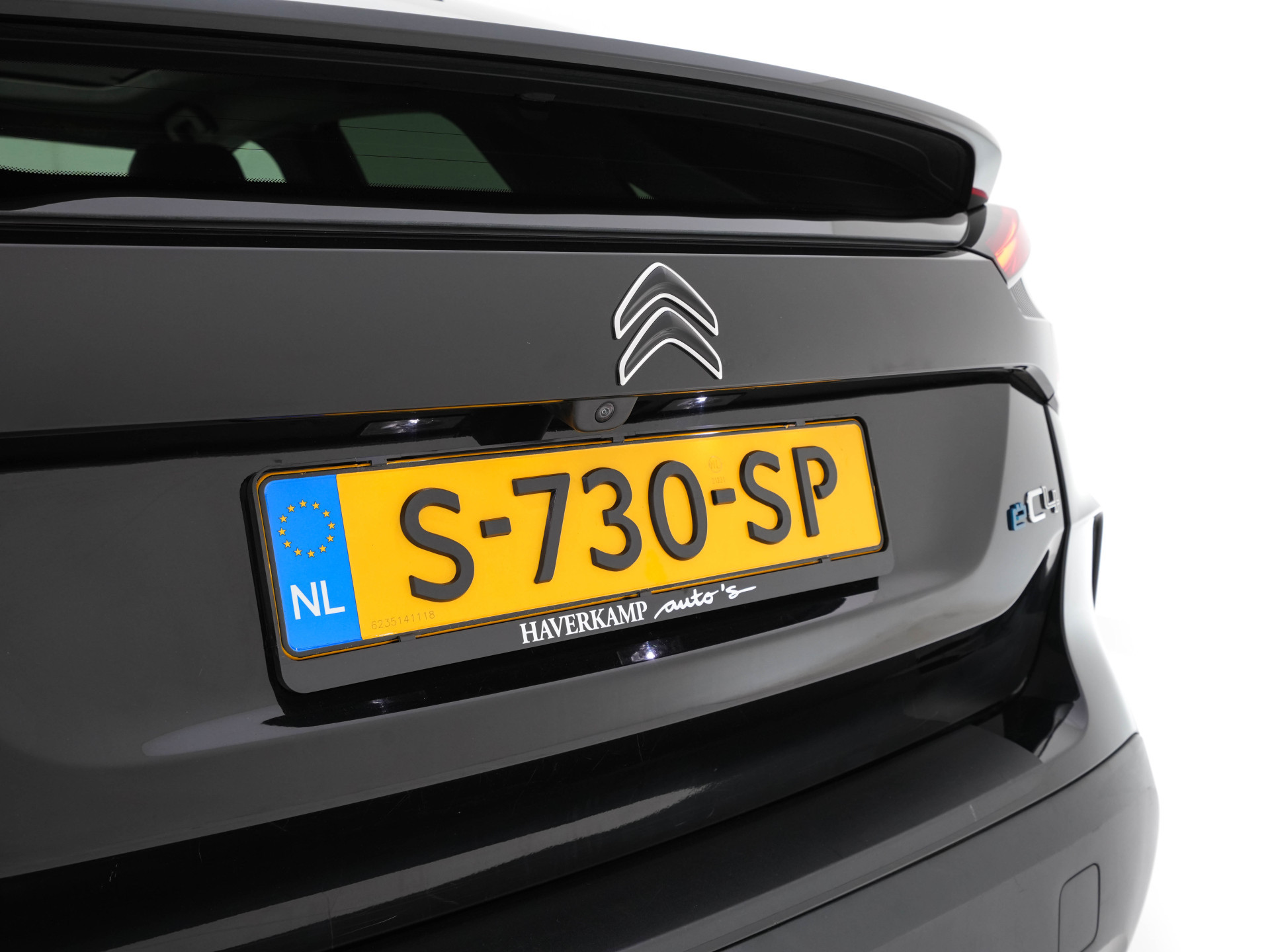 Citroën Ë-C4 Feel 50 kWh [ 3-Fase-11kW ] (INCL-BTW) *PANO | HEAD-UP | LEATHER-FABRIC | FULL-LED | DIGI-COCKPIT | BLINDSPOT | CARPLAY | COMFORT-SEATS | ECC | LANE-ASSIST | KEYLESS | PDC | CRUISE | DAB  | CCS-FASTLOADER | 18''ALU*