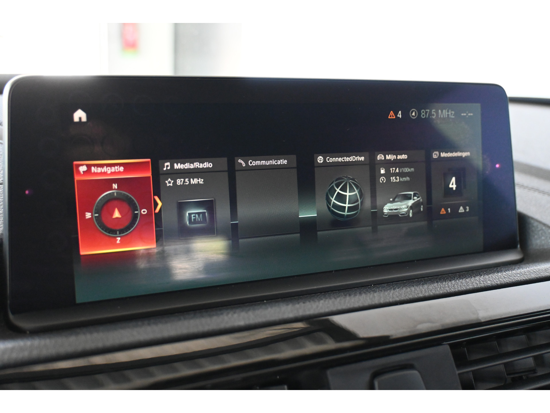 BMW 1-serie 116i Sport Cima Navigatie Pdc Cruise Control LED Stoelverwarming Inruil Mogelijk!