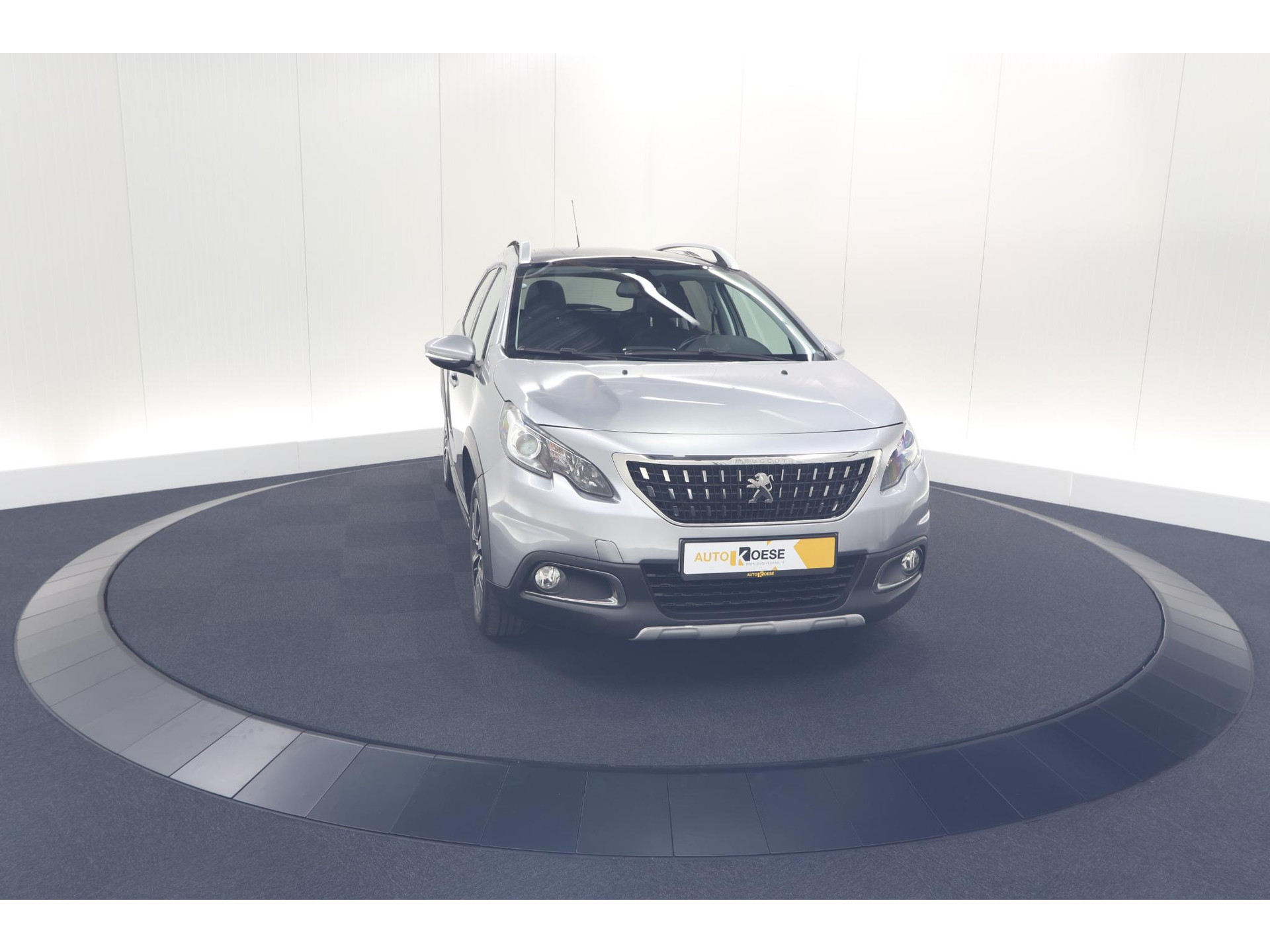 Peugeot 2008 PureTech 110 Allure | Panoramadak | Apple Carplay | Navigatie | Parkeersensoren