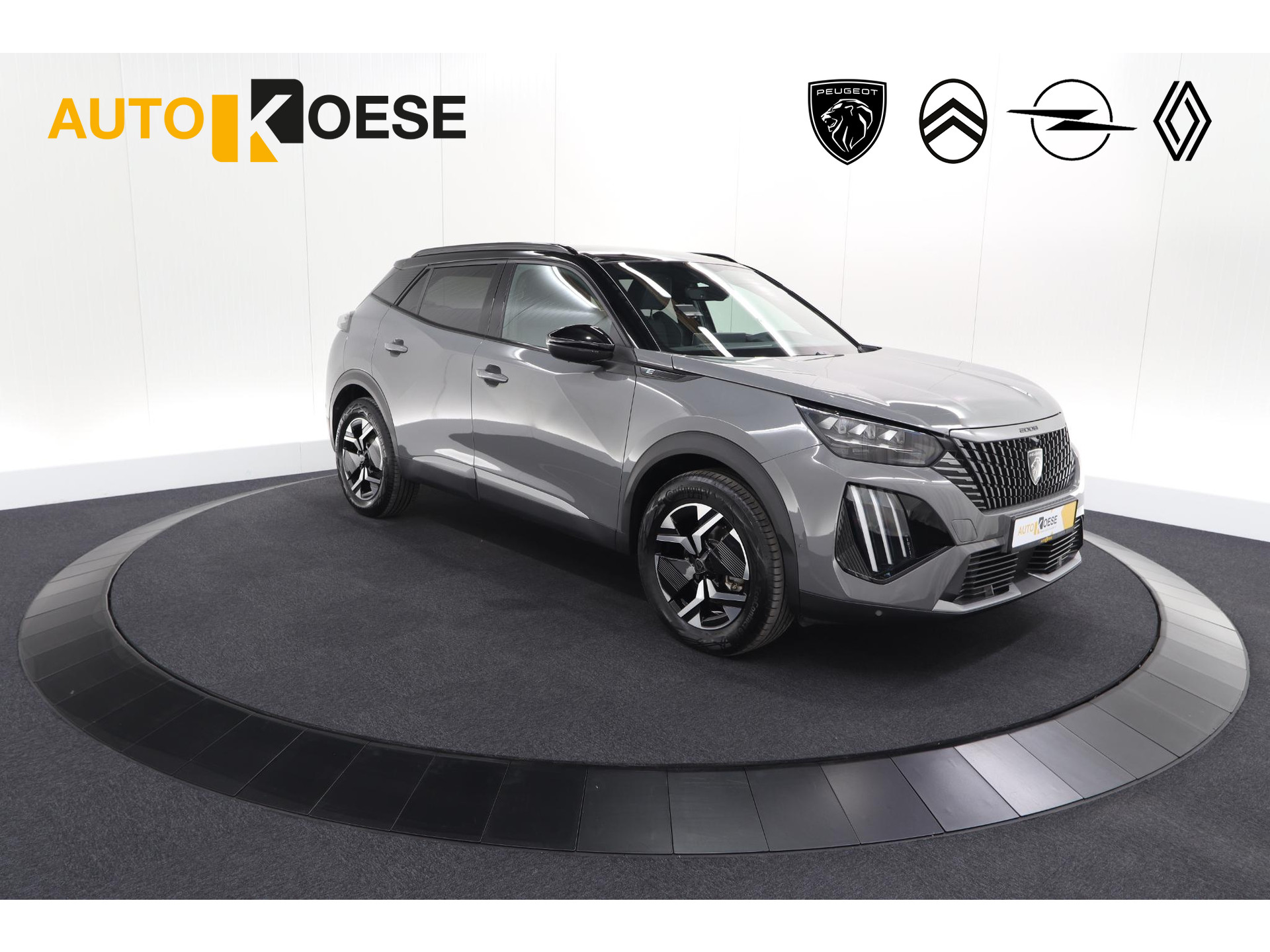 Peugeot e-2008 EV GT 50 kWh | 11 KW Laadfunctie | 360 Camera | Dodehoekdetectie | Apple Carplay | SOH=100%