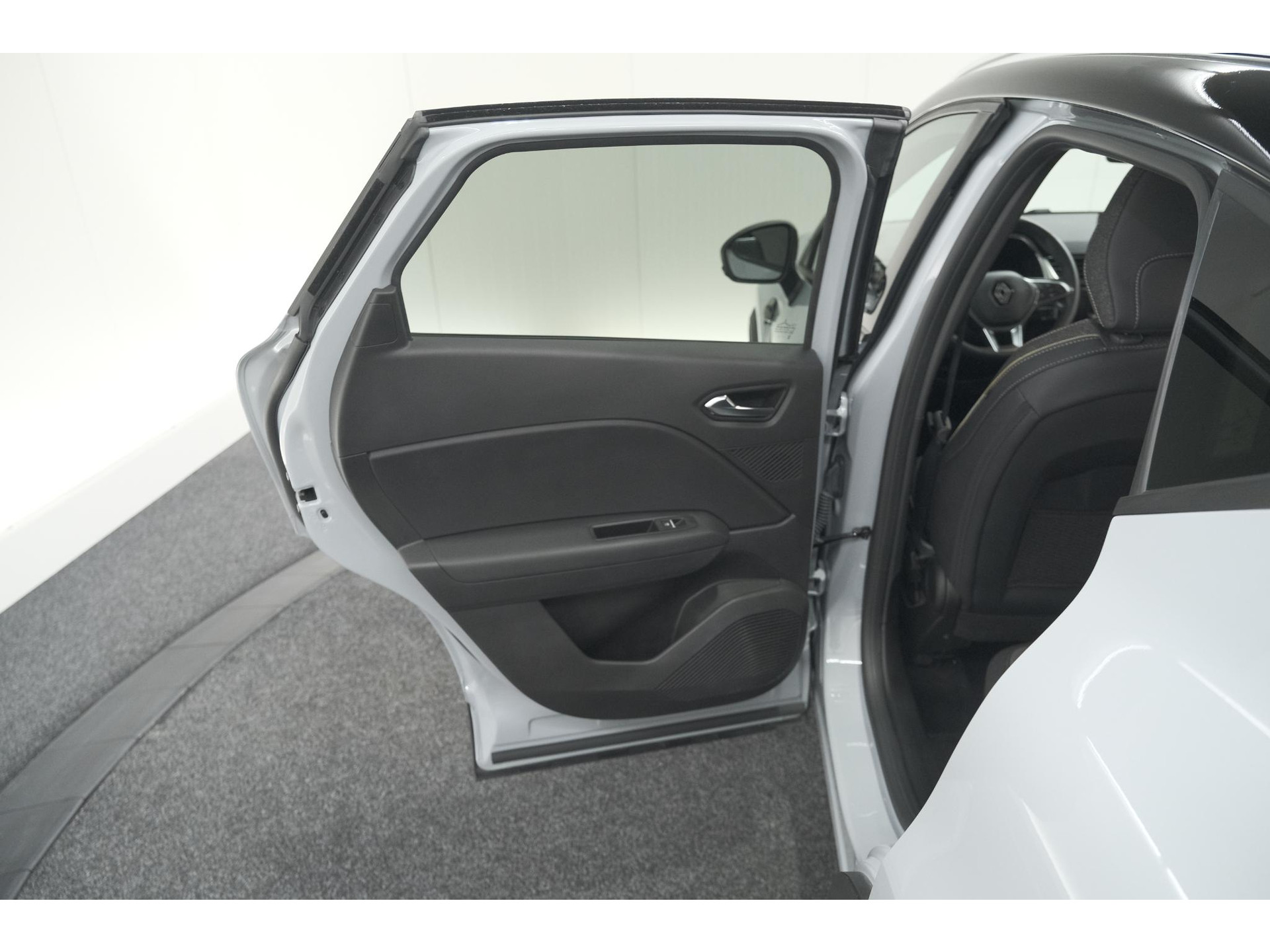 Renault Captur 1.6 E-Tech Full Hybrid 145 Techno | Camera | Navigatie | Apple Carplay | Parkeersensoren