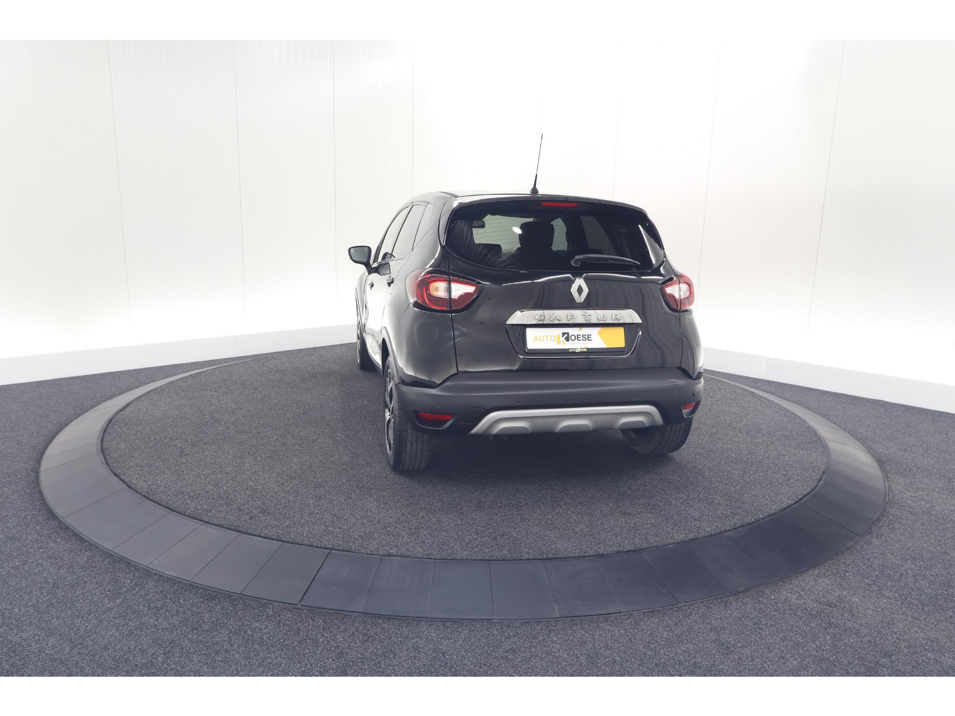 Renault Captur TCe 130 Intens | Camera | Navigatie | Parkeersensoren | Climate Control