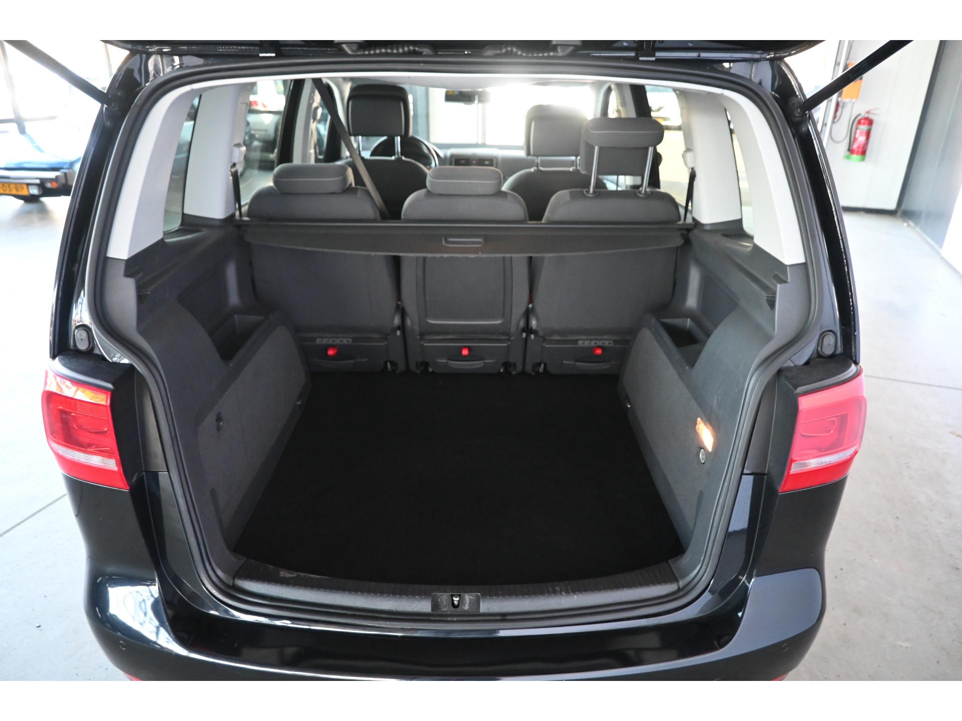 Volkswagen Touran 1.4 TSI Comfortline Clima Cruise control Stoelverwarming 100% Onderhouden! Inruil Mogelijk!