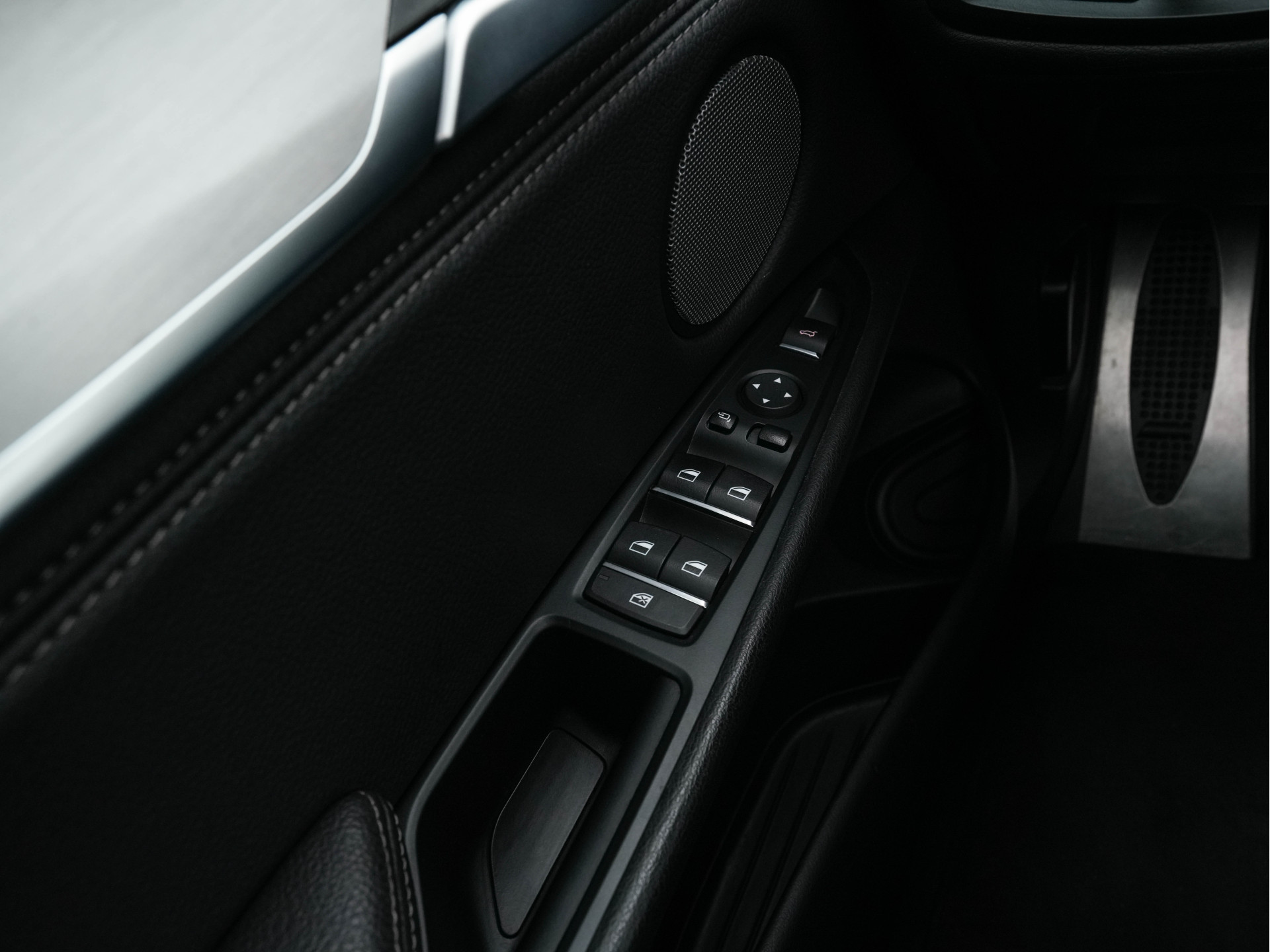 BMW X5 xDrive30d High Executive M-Sportpack Aut. *PANO | LUXURY-LEATHER | FULL-LED | HARMAN/KARDON-SURROUND | HEAD-UP | MEMORY-PACK | DIGI-COCKPIT | KEYLESS | CAMERA | NAVI-FULLMAP | AMBIENT-LIGHT | HEATED-COMFORT-SEATS | SHIFT-PADDLES