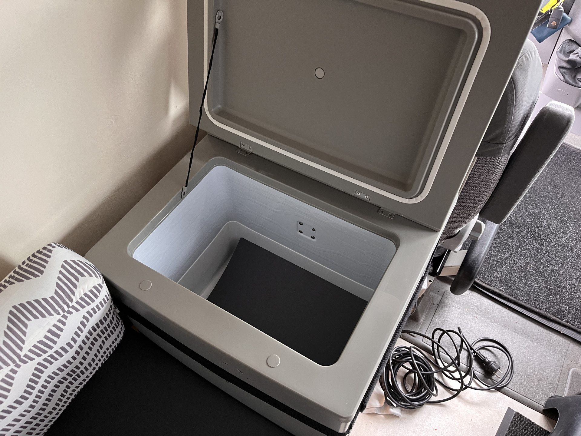 Volkswagen CRAFTER 30  L2 H2 80 KW Euro 5 *BUSCAMPER | AIRCO | CRUISE | LUIFEL*