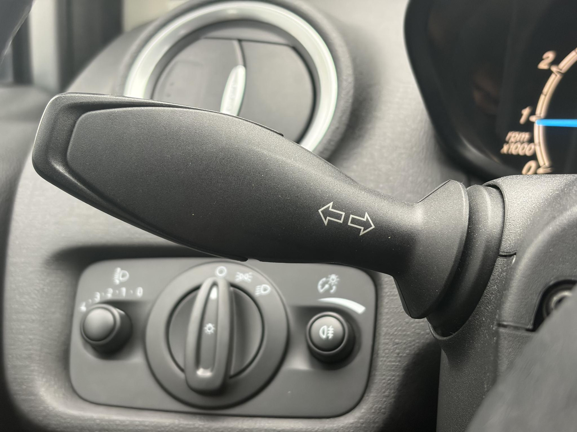 Ford Fiesta 1.0 Champion 2e Eigenaar,Camera,Navi,Carplay,Clima,Lm velgen,5 Deurs,N.A.P,Zeer Zuinig,Apk tot 07-2027