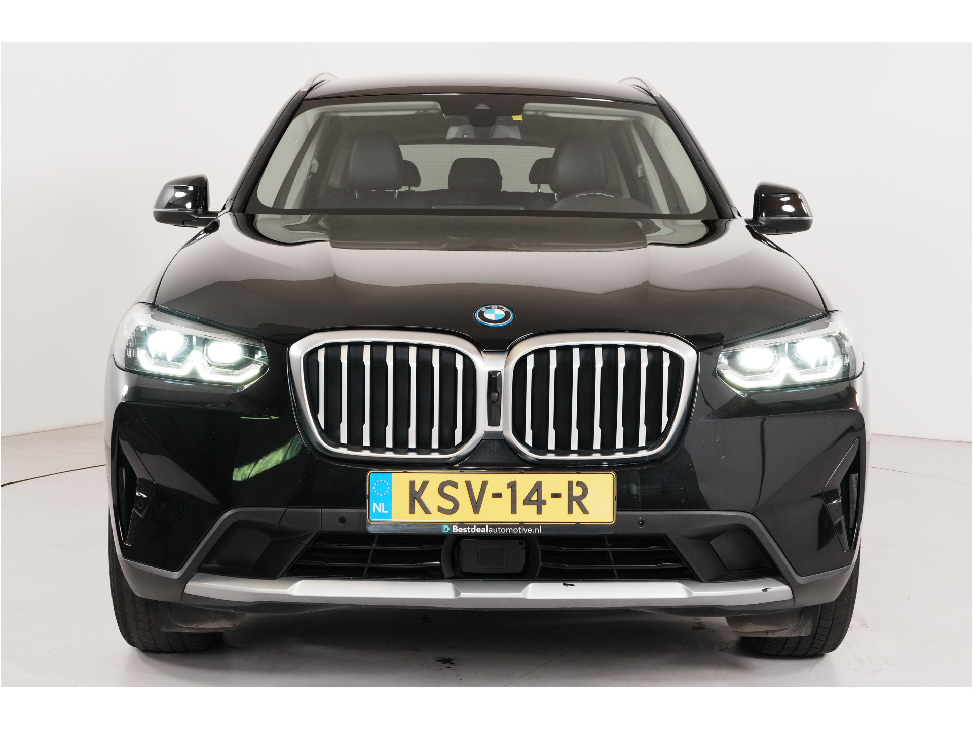 BMW X3 xDrive30e PHEV 293 pk | SOH 96% | Leder | 360° Cam | Adaptive Cruise | Sportstoelen |