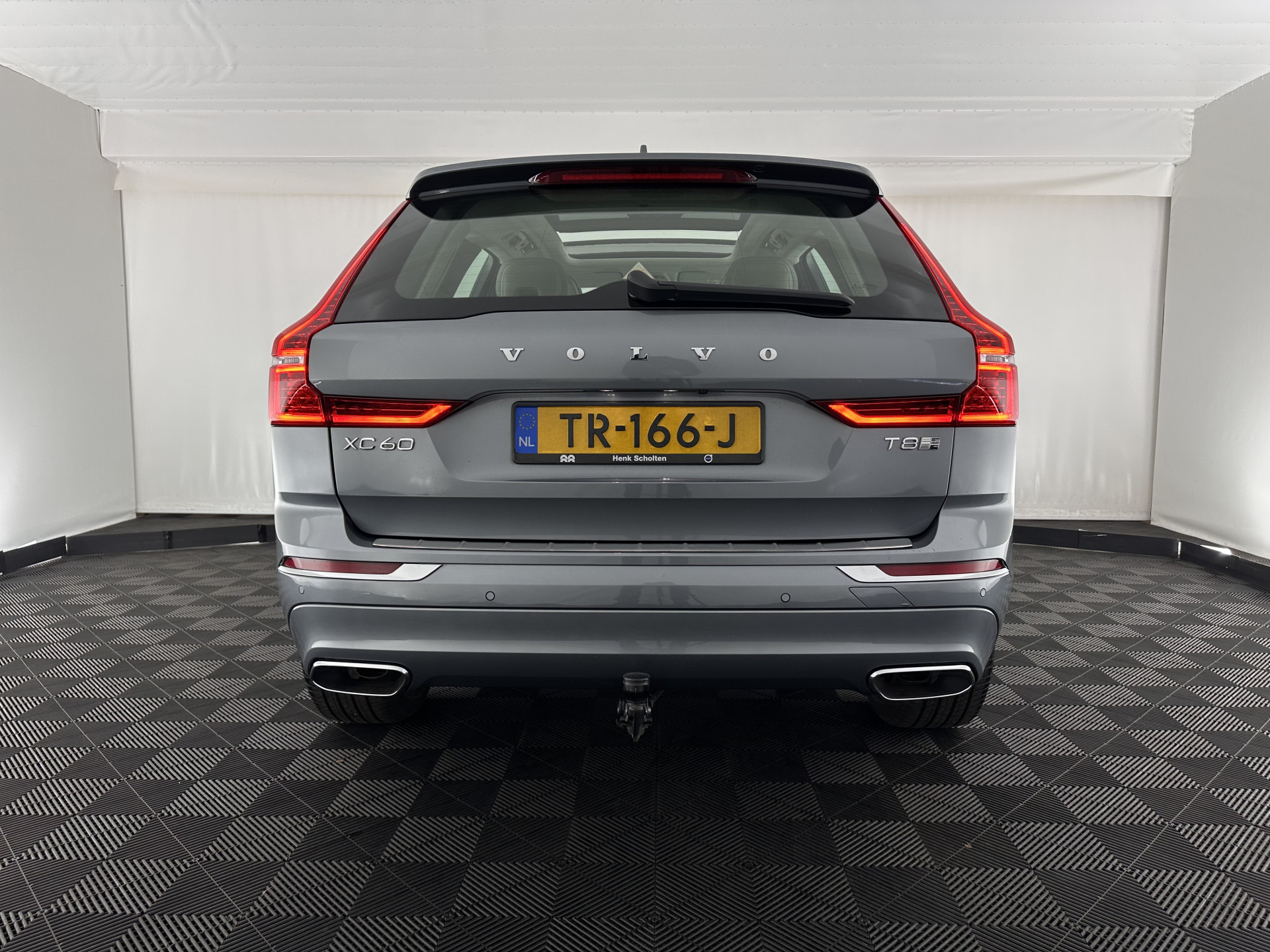 Volvo XC60 2.0 T8 Twin Engine AWD Inscription (Plug-In) (INCL-BTW) Aut. *PANO | LEATHER | FULL-LED | MEMORY-PACK | HARMAN/KARDON | TOPVIEW | DIGI-COCKPIT | KEYLESS | HEATED-SPORTSEATS | NAVI-FULLMAP | ECC | PDC | ADAPTIVE-CRUISE | TOWBAR | HEAD-UP