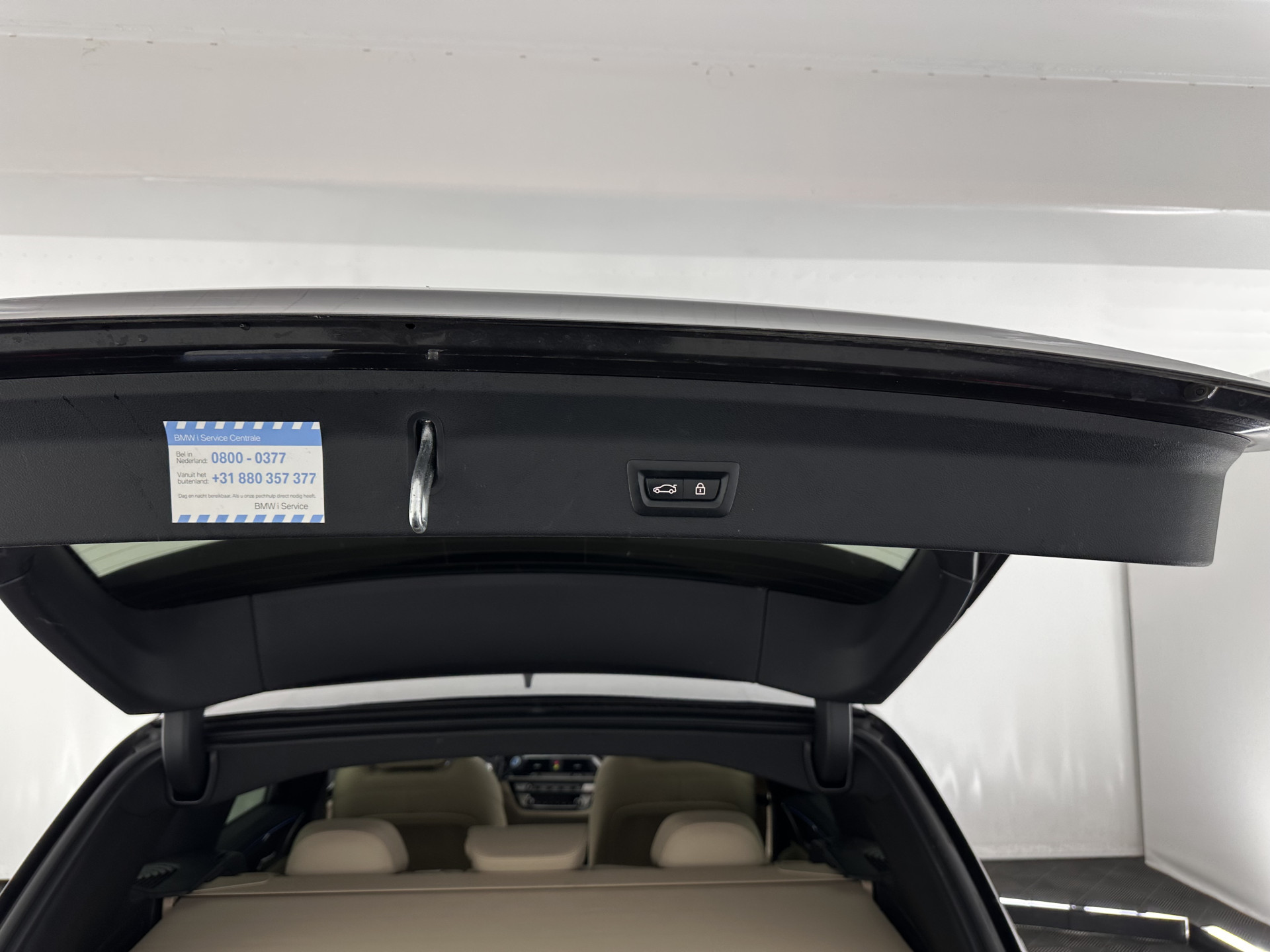 BMW iX3 High Executive 80 kWh [ 3-Fase-11kW ] {SOH-96%} (INCL-BTW) Aut. *PANO | LEATHER | HARMAN/KARDON | FULL-LED | BLINDSPOT | MEMORY-PACK | DIGI-COCKPIT | HEATED-SPORTSEATS | KEYLESS | TOPVIEW | DAB+ | NAVI-FULLMAP | HEAD-UP | 20''ALU*