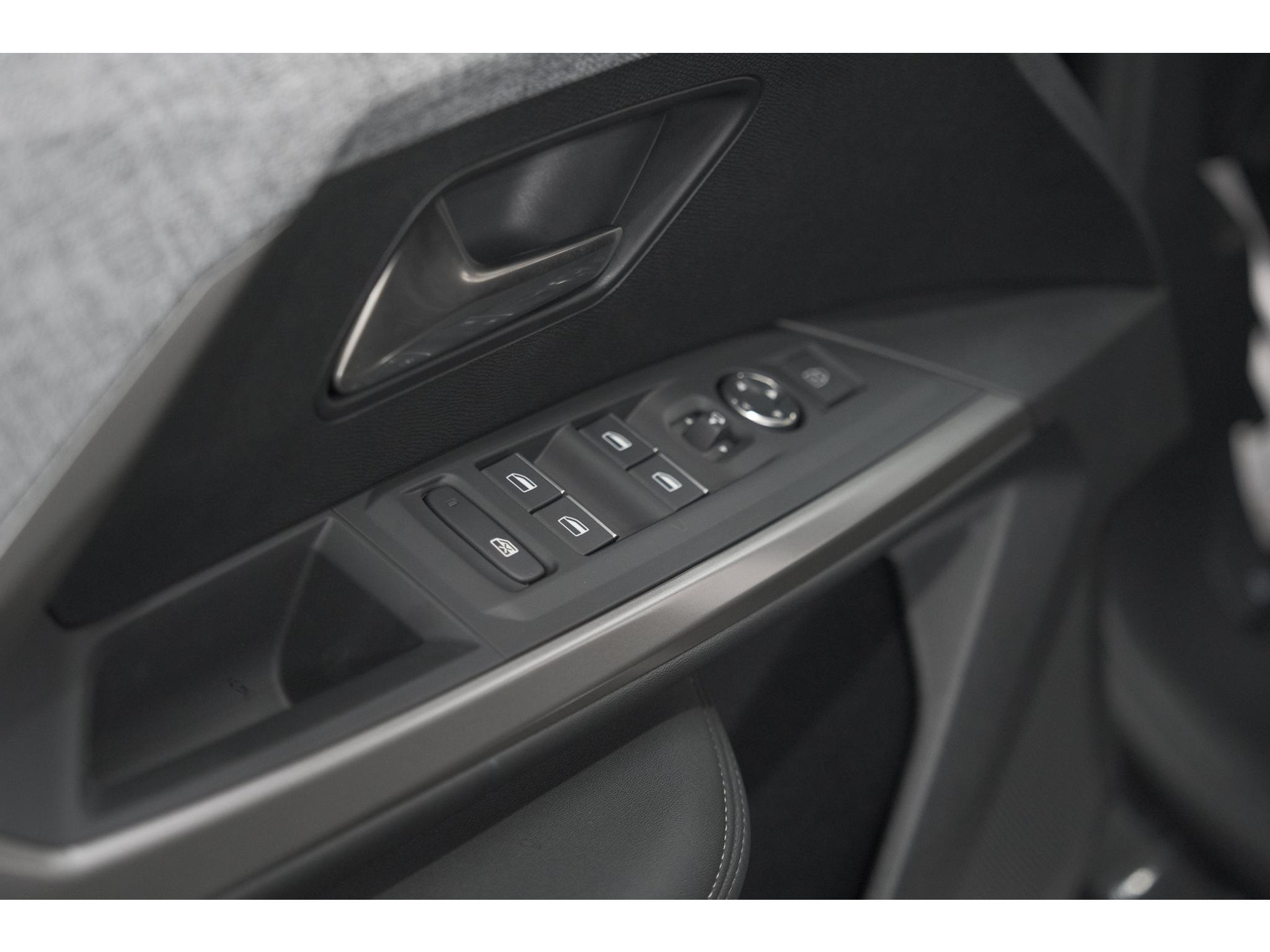 Peugeot 3008 1.2 Hybrid 136 GT | 360 Camera | Adaptieve Cruise Control | Stoelen Pakket | Elektrische Kofferklep