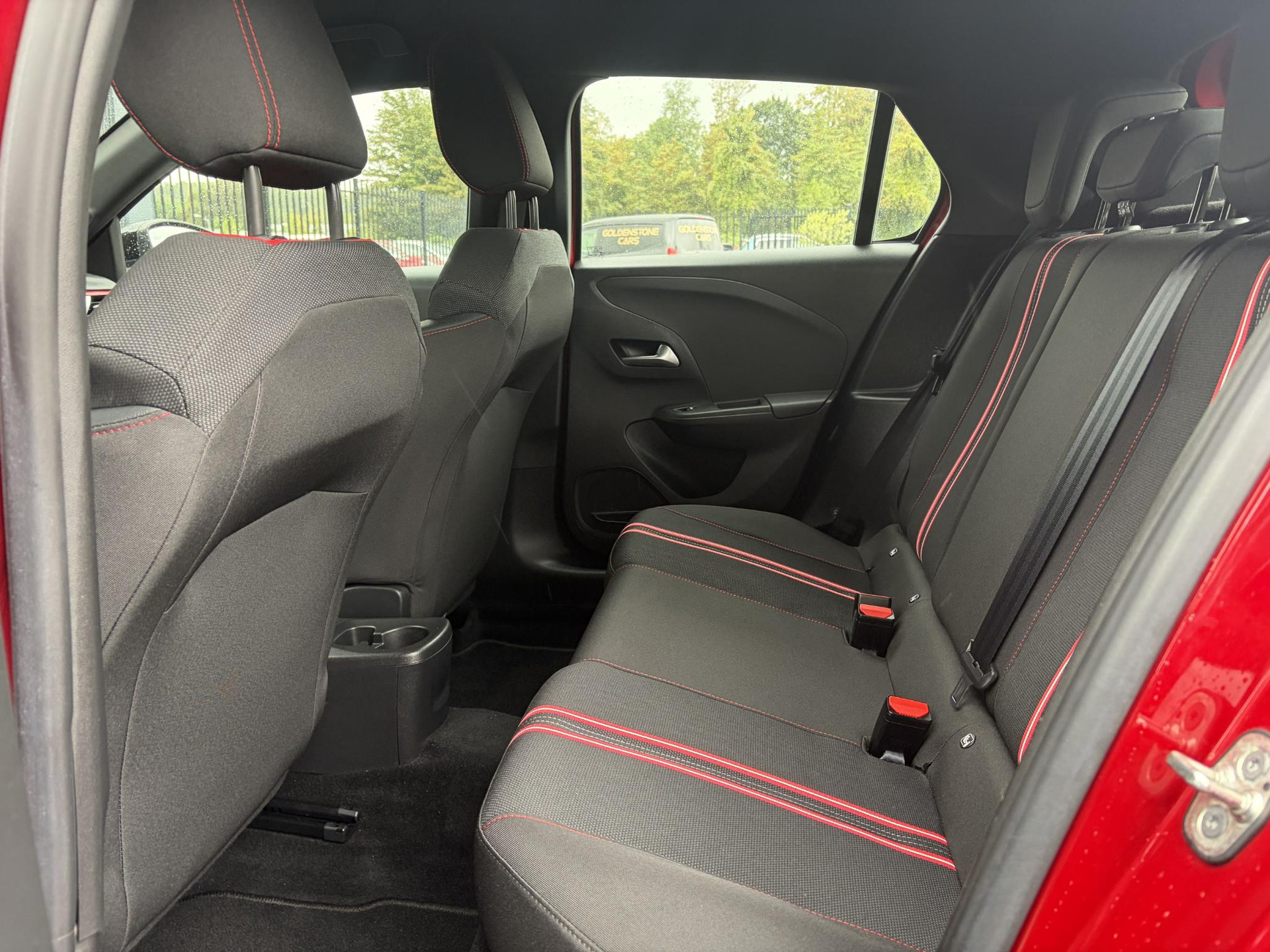 Opel Corsa 1.2 GS Line ✓D-riem vv in 2023✓Net beurt gehad✓2e Eigenaar✓102pk✓Dealer Onderhouden✓Carplay✓6 Bak✓Rijstrooksensor✓Clima✓Cruise✓Halfleder✓Lm velgen✓N.A.P✓Apk tot 08-2027