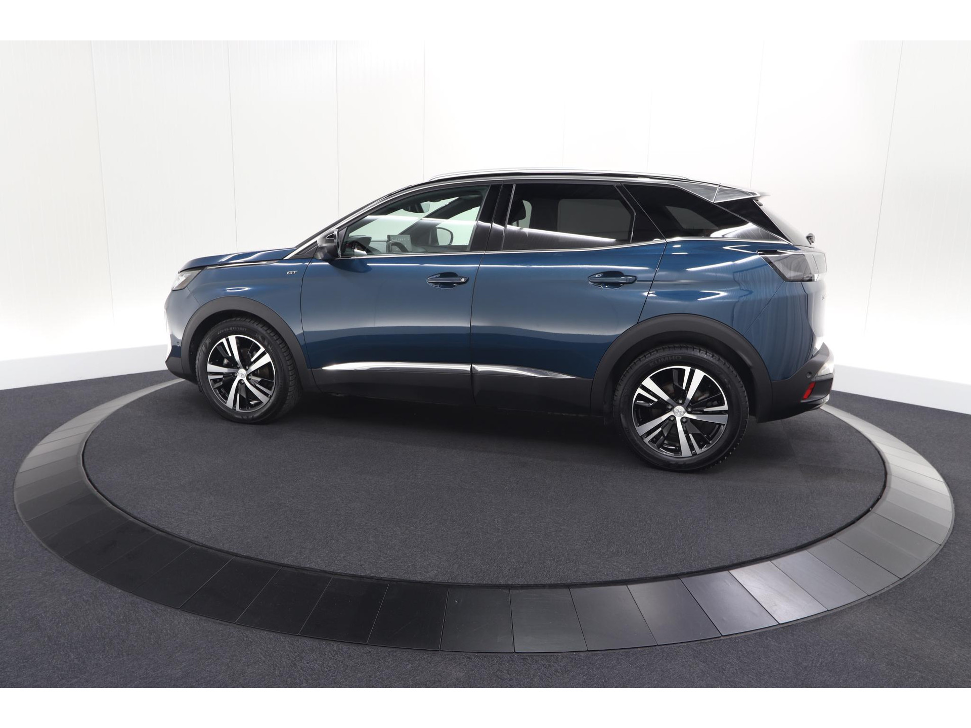 Peugeot 3008 PureTech 130 EAT8 GT | Adaptieve Cruise Control | Elektronische Kofferklep | Camera | Dodehoekdetectie