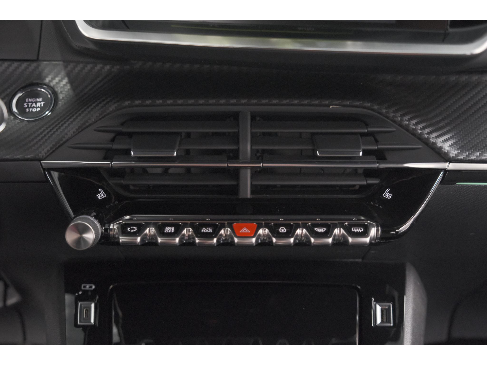 Peugeot 2008 PureTech 130 EAT8 GT-Line | Camera | Dodehoekdetectie | Adaptieve Cruise Control | Apple Carplay