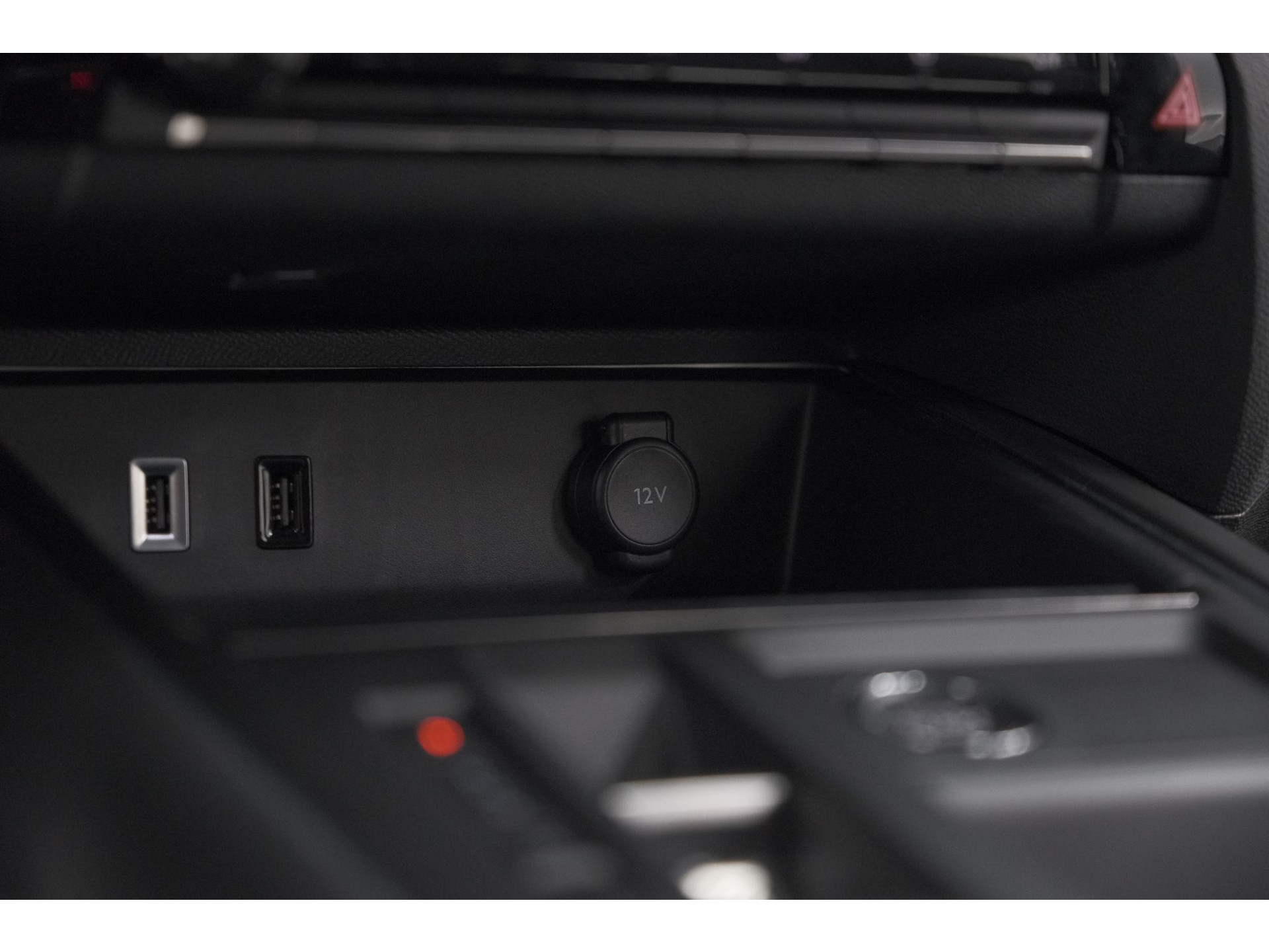 Citroen C5 Aircross 1.2 Hybrid 136 Plus | Camera | Navigatie | Parkeersensoren | Apple Carplay