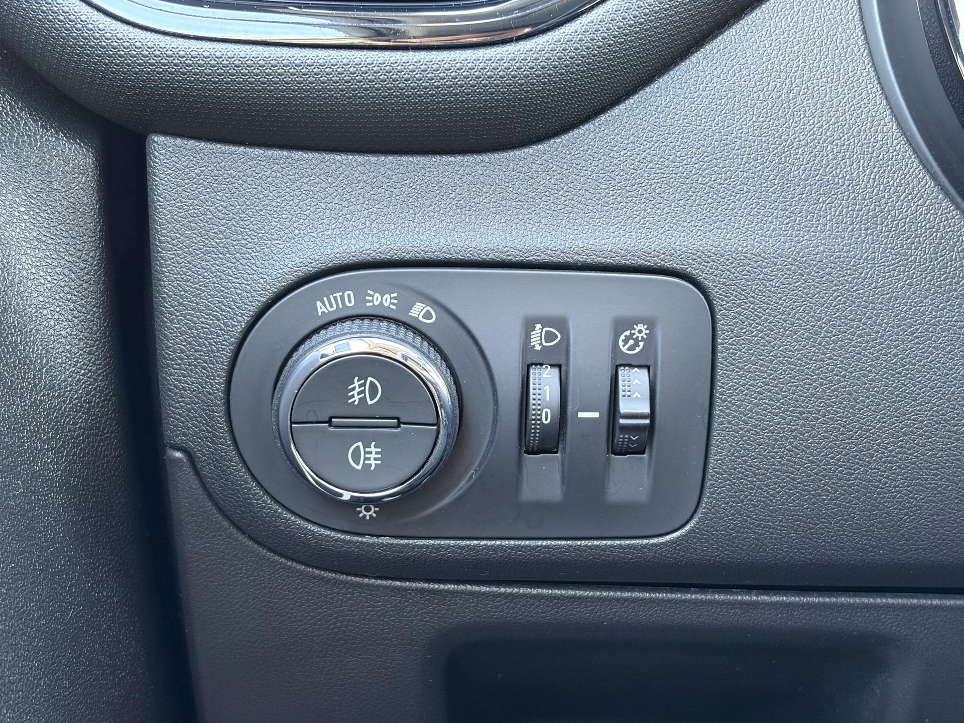 Opel Crossland X 1.2 Turbo Edition 2020 110pk,Dealer Onderhouden,Camera,Apple Carplay/Android Auto,Clima,Cruise,Pdc V+A,Rijstrooksensor,6 Bak,N.A.P,Bj 12-2020,Apk tot 01-2027