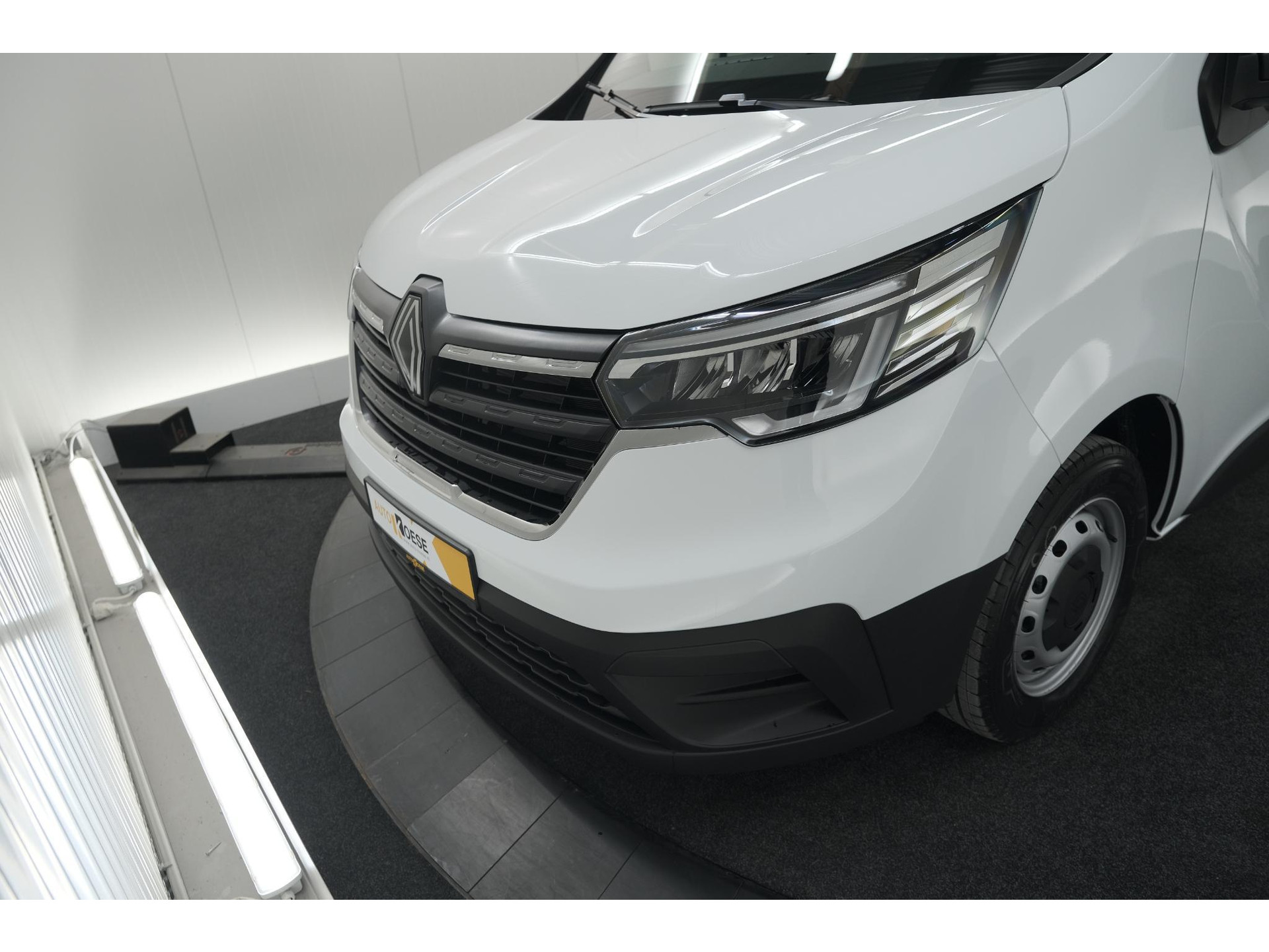 Renault Trafic 2.0 Blue dCi 130 T29 L2H1 Advance DC | 6 Zitplaatsen | Camera | Apple Carplay | Navigatie