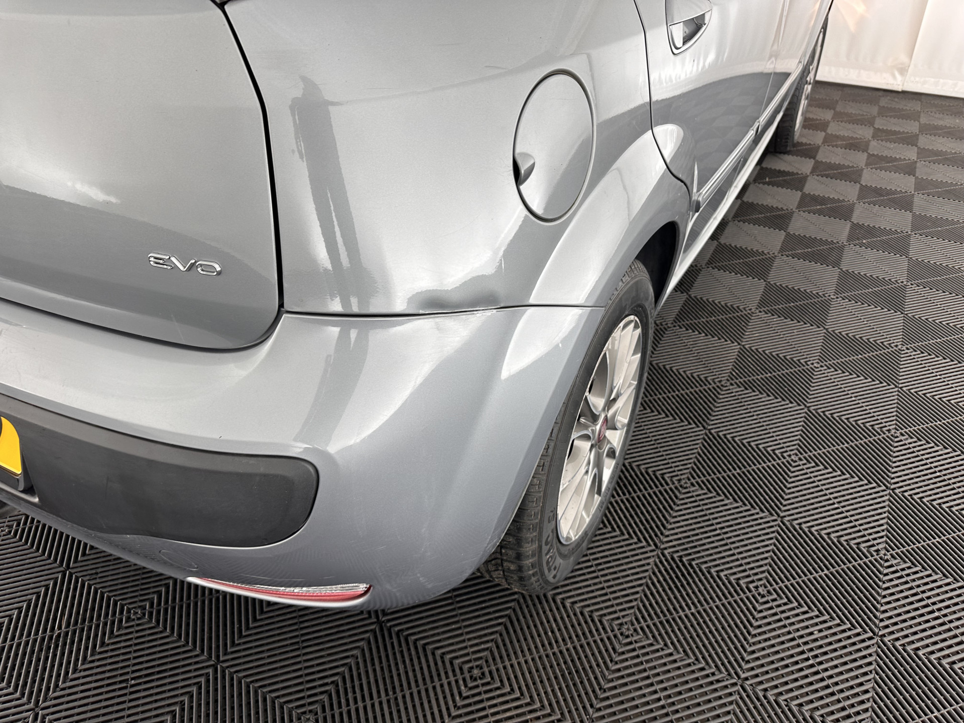 Fiat Punto Evo 1.3 M-Jet Dynamic *ECC | PDC | CRUISE | COMFORT-SEATS | TOWBAR | RADIO-CD/MP3 | 15''ALU *